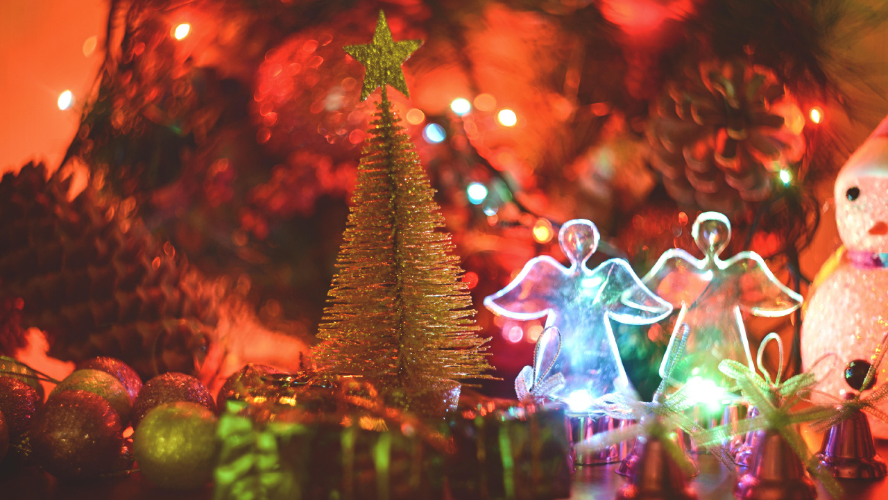 Обои Рождественский день, Новый год, праздник, елка, Рождественские украшения в разрешении 1280x720