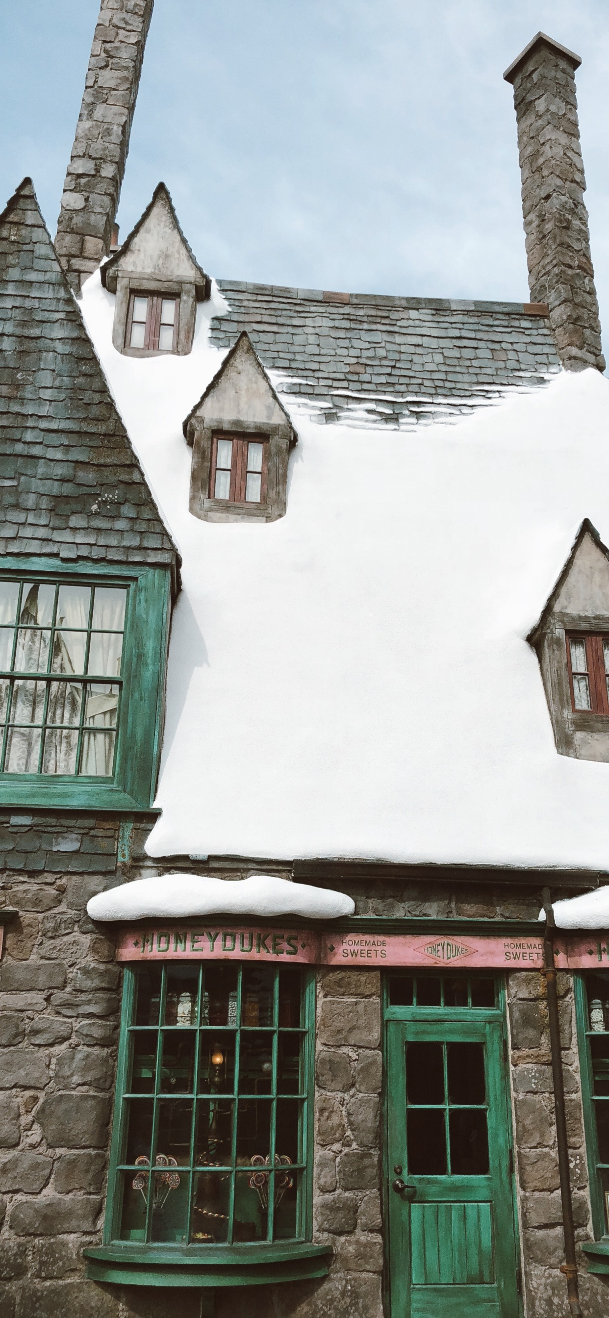 Обои Хаус, окно, свойство, крыша, родина в разрешении 1242x2688