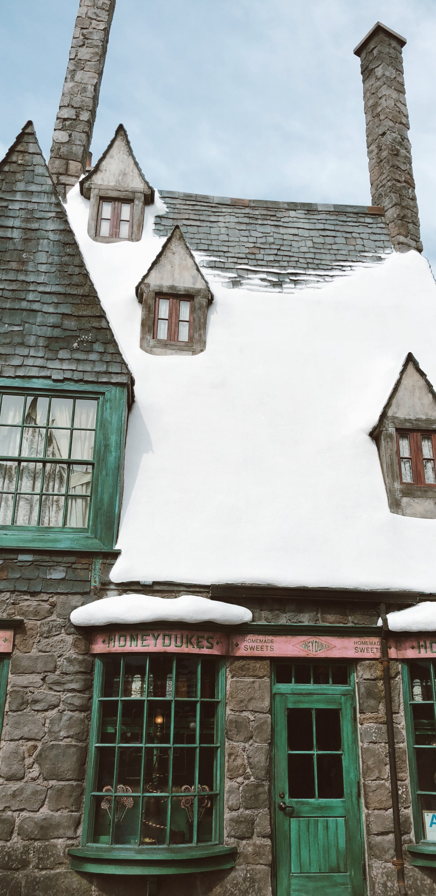 Обои Хаус, окно, свойство, крыша, родина в разрешении 1440x2960