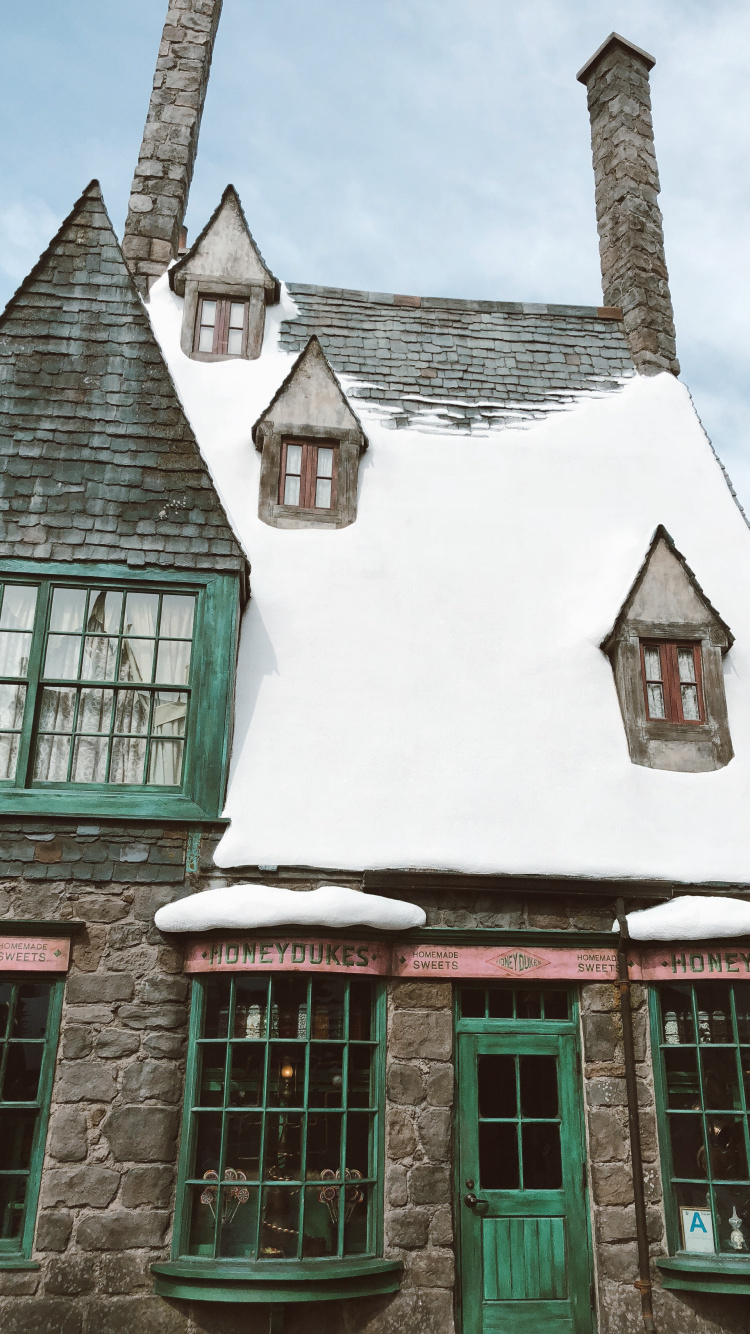 Обои Хаус, окно, свойство, крыша, родина в разрешении 750x1334