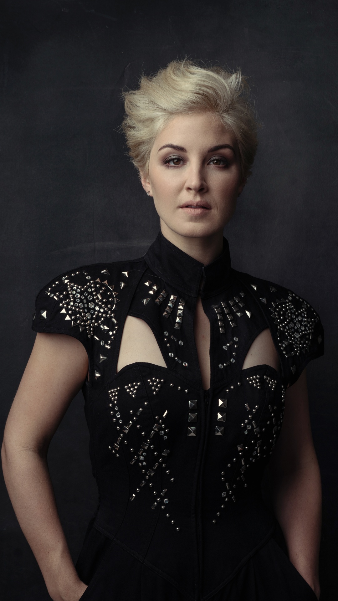 Обои Мэгги Роуз, Менять все это дело, концерт, лицо, черный в разрешении 1080x1920