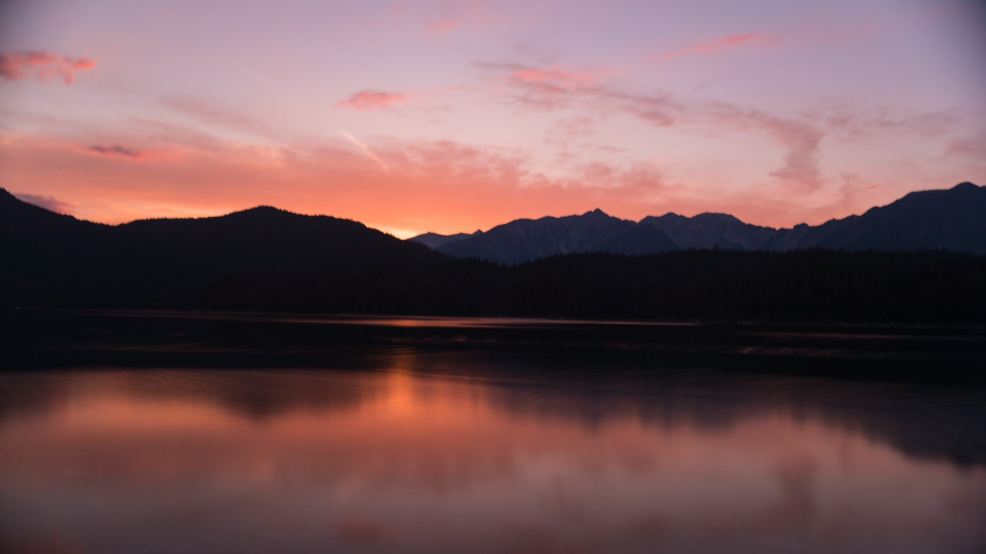 Обои отражение, природа, послесвечение, облако, горизонт в разрешении 1920x1080