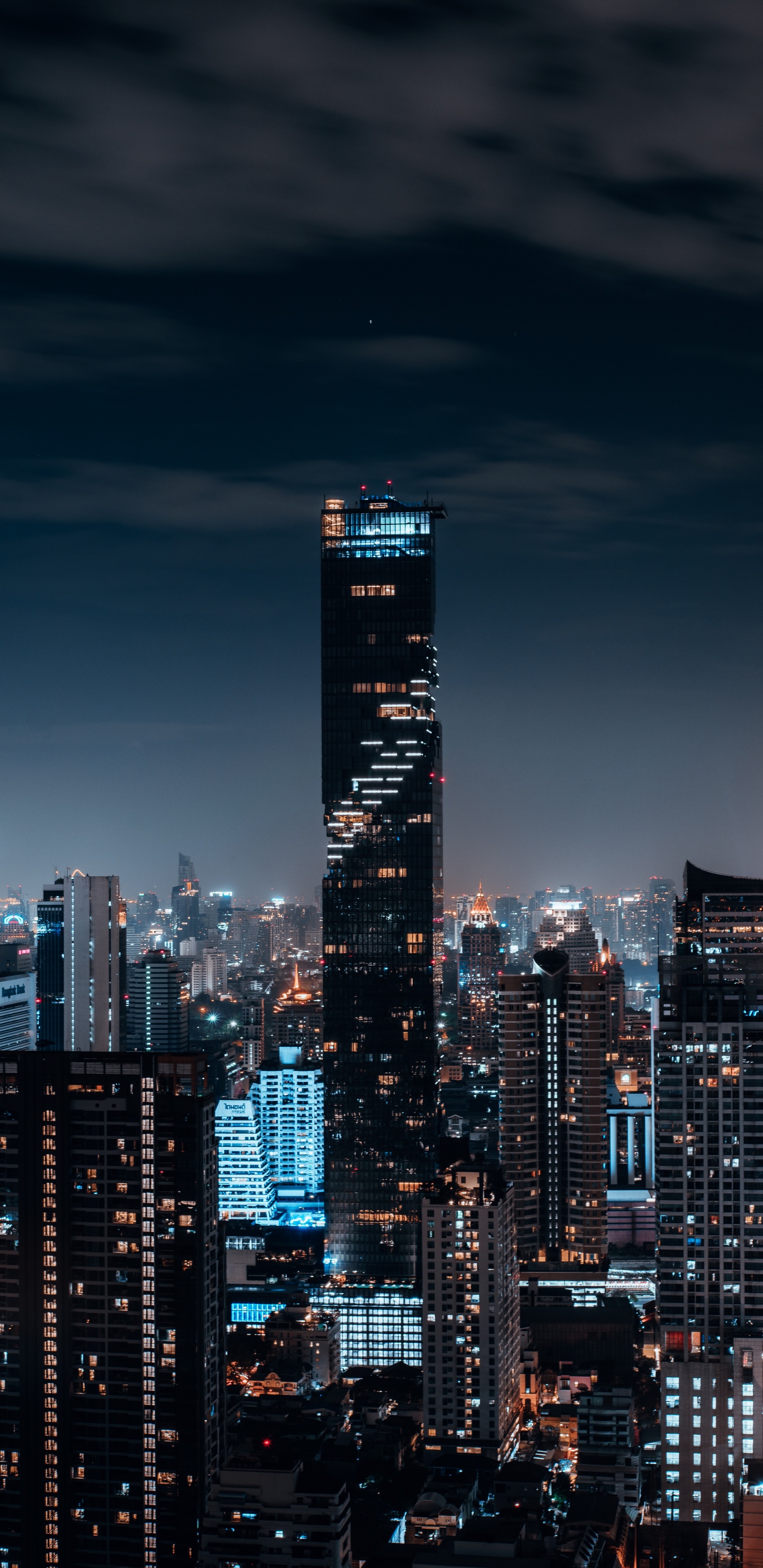 Обои небоскреб, архитектура, город, городской пейзаж, метрополия в разрешении 1440x2960