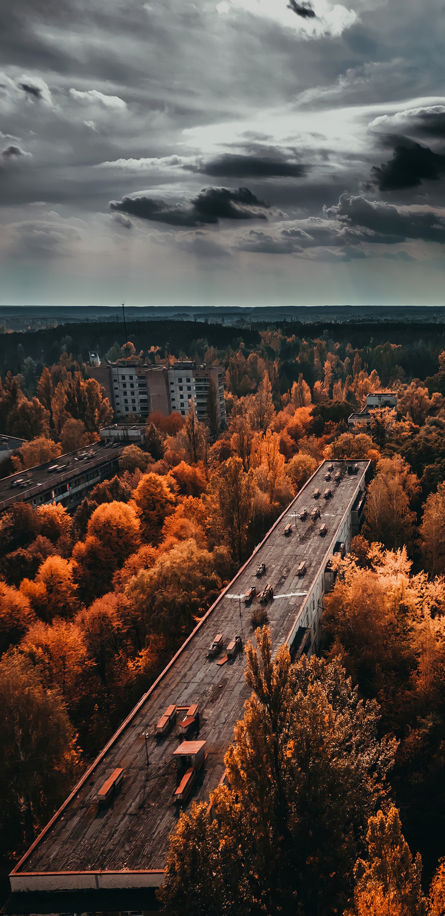 Обои Чернобыльская катастрофа, Чернобыльская АЭС, река припять, атомная электростанция, взрыв в разрешении 1440x2960