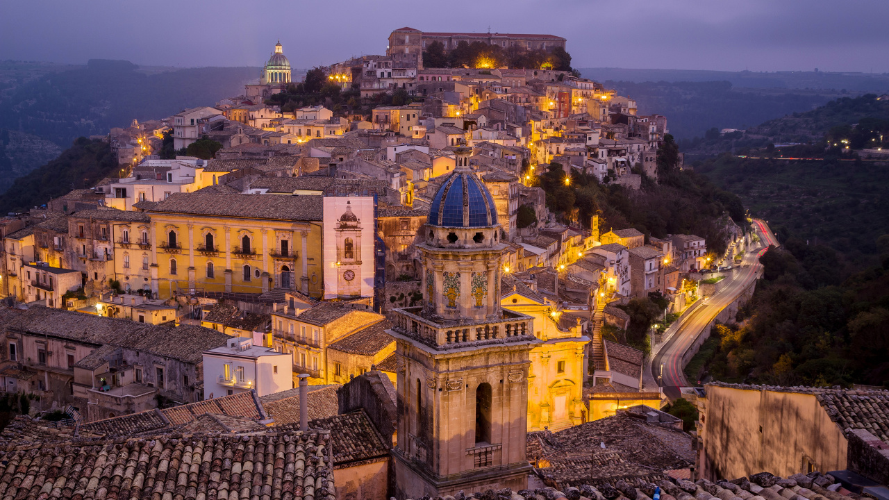 Обои ориентир, городок, историческое место, город, небо в разрешении 1280x720