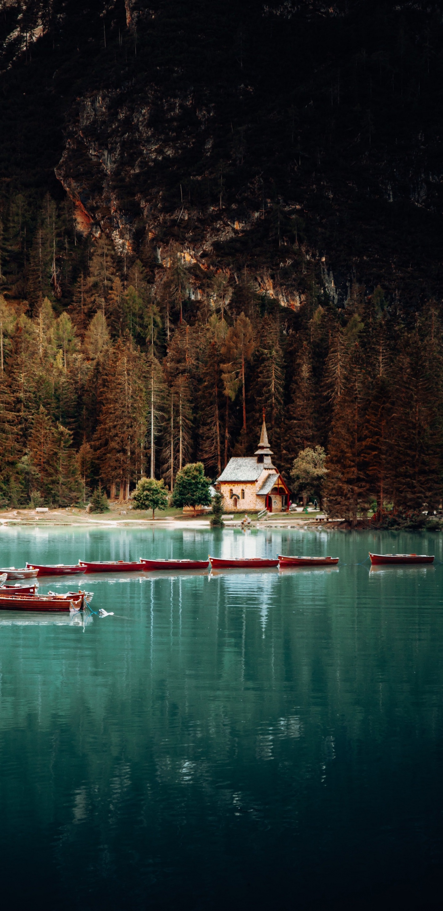 Обои отражение, постер, вода, лодка, мир в разрешении 1440x2960