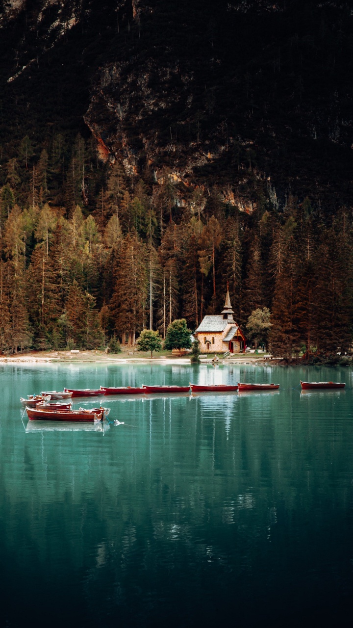 Обои отражение, постер, вода, лодка, мир в разрешении 720x1280