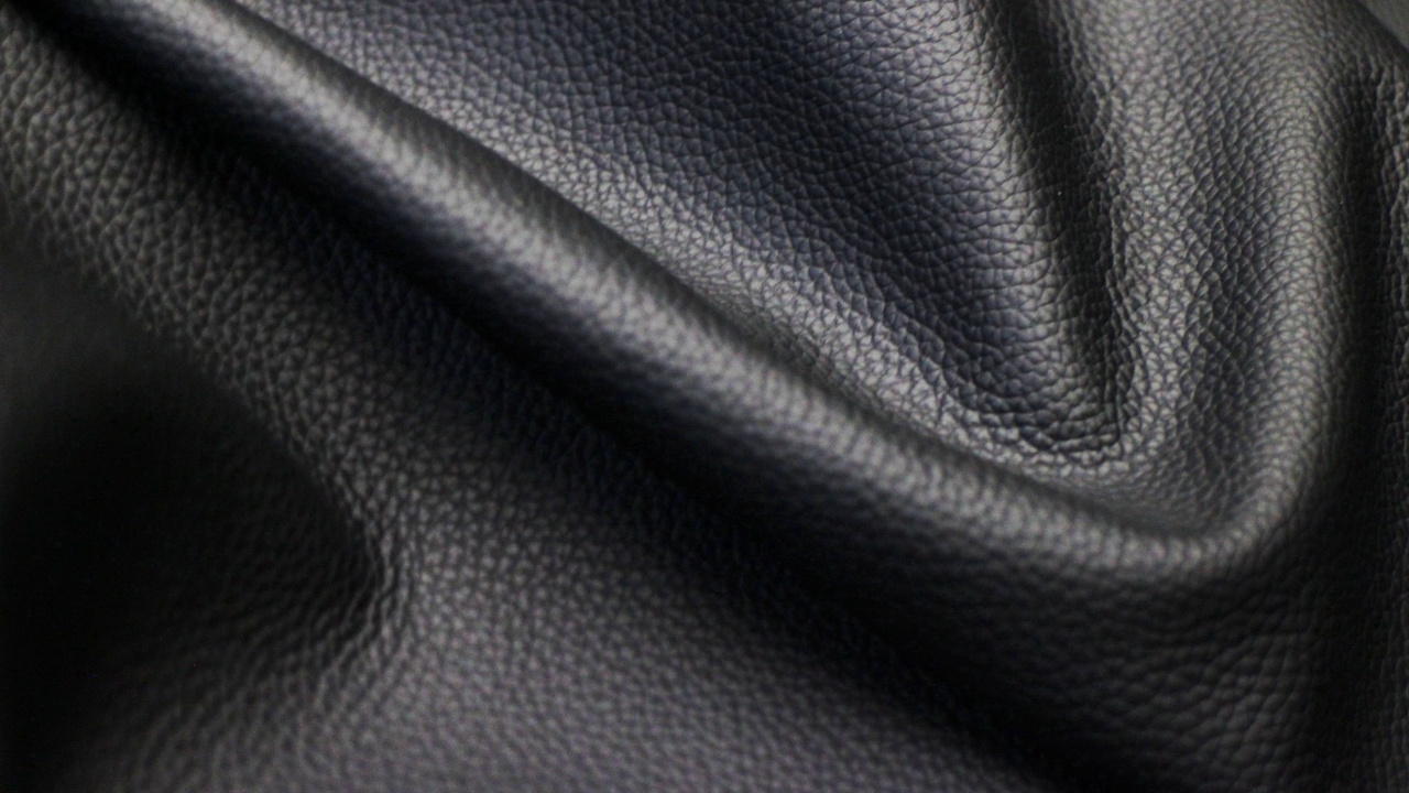 Обои шкура, дамская сумочка, кожаная куртка, ткань, черный в разрешении 1280x720