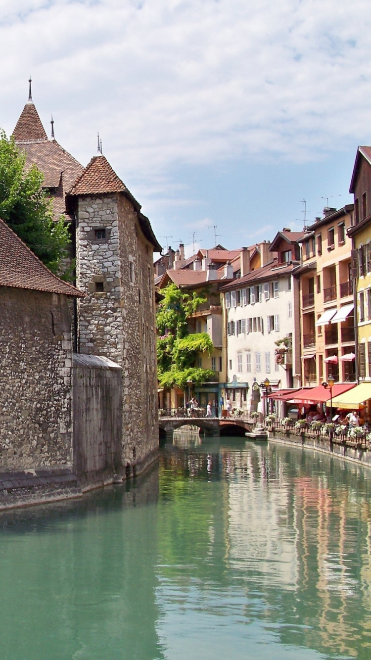 Обои водный путь, канал, городок, город, здание в разрешении 750x1334