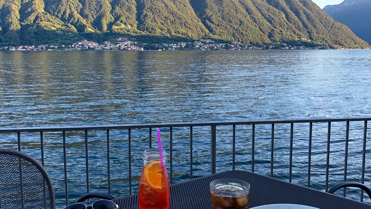 Обои море, завтрак, Кулинария, пища, горный рельеф в разрешении 1280x720