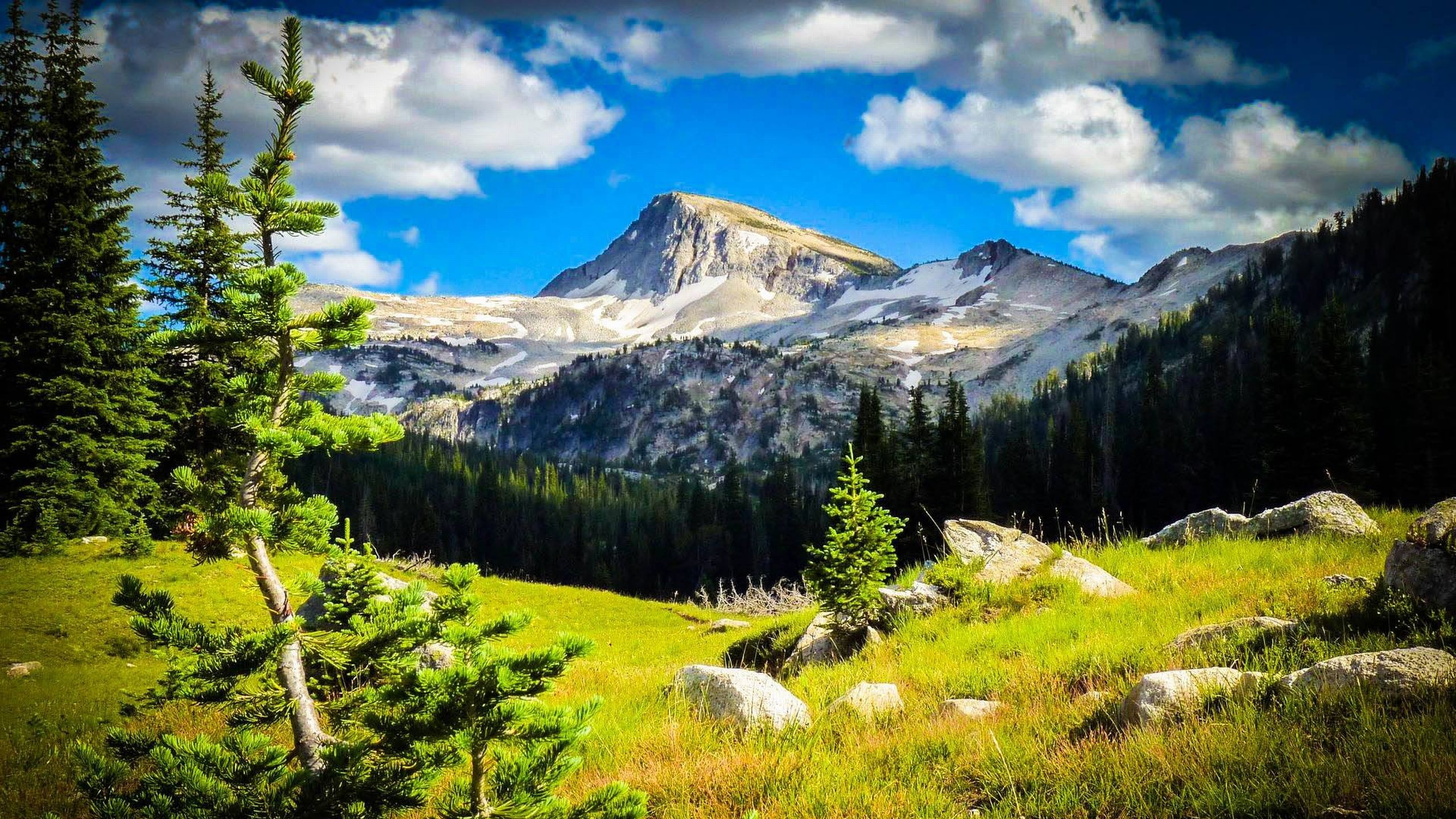 Обои пейзажи гор, гора, горный хребет, горный рельеф, природа в разрешении 2560x1440