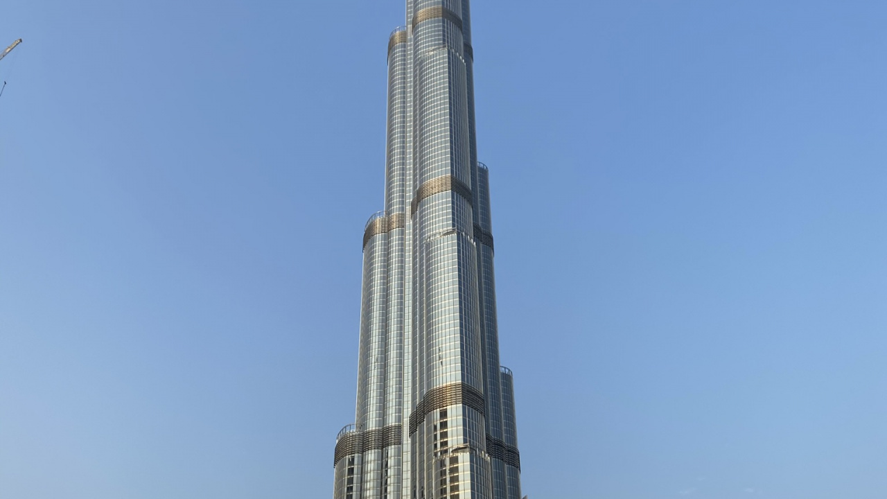 Обои Дубай, Бурдж Халифа, небоскреб, отель шангри-ла, дневное время в разрешении 1280x720