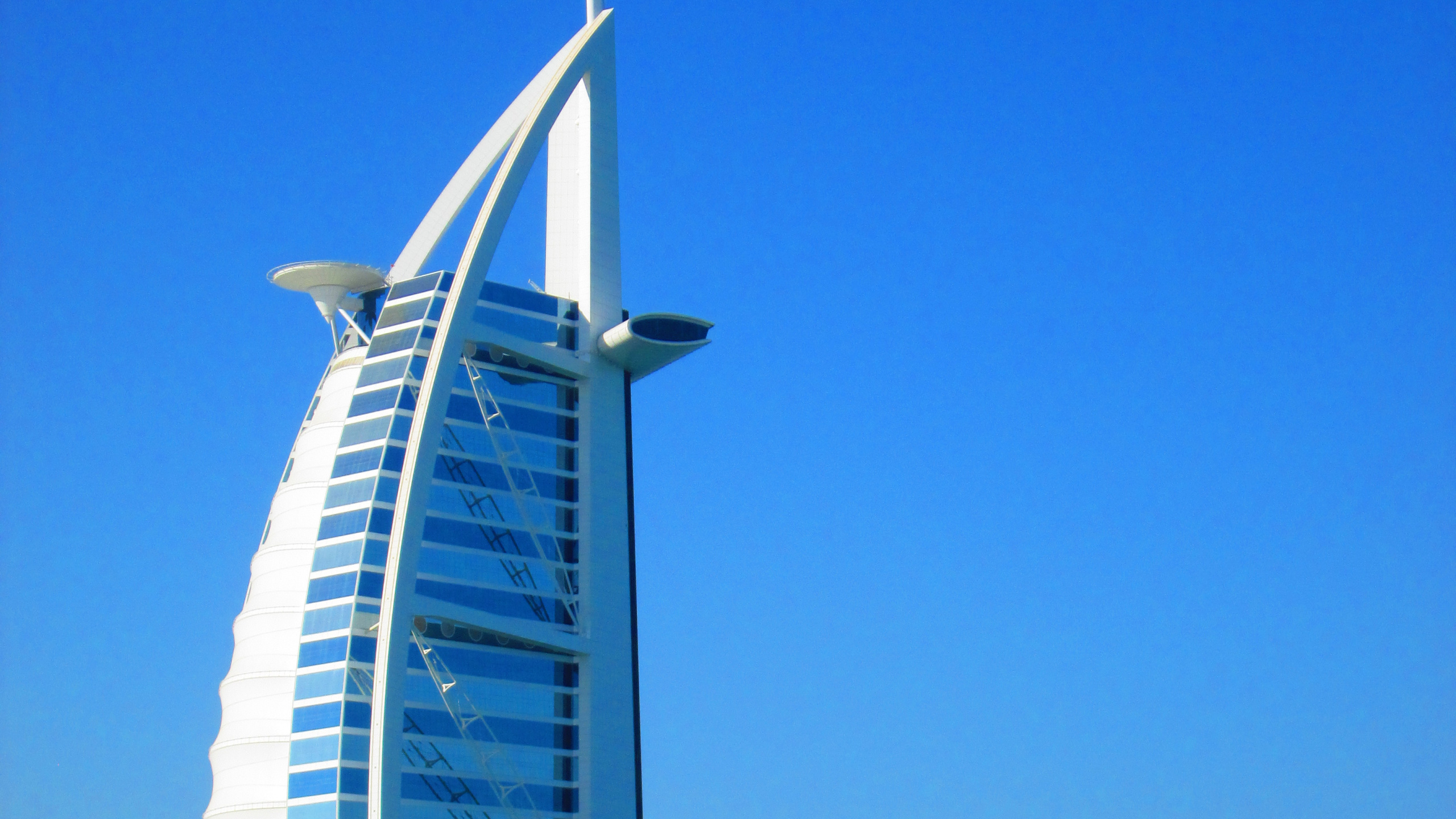 Обои Бурдж Аль араб, Джумейра Бич отель, пляж Джумейра, небоскреб, вышка в разрешении 2560x1440