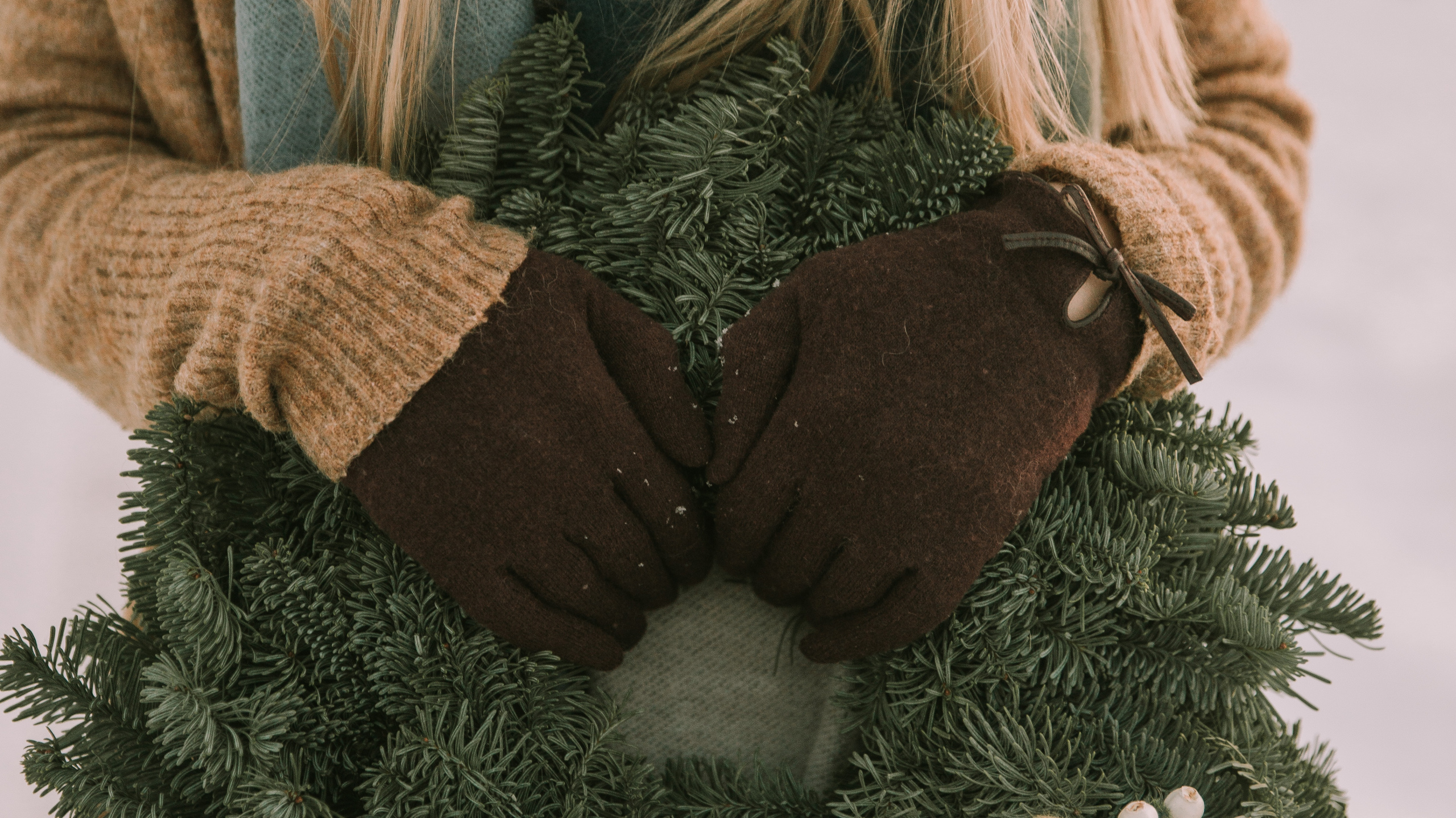 Обои венок, цветочный дизайн, коричневый цвет, цветок, букет в разрешении 2560x1440