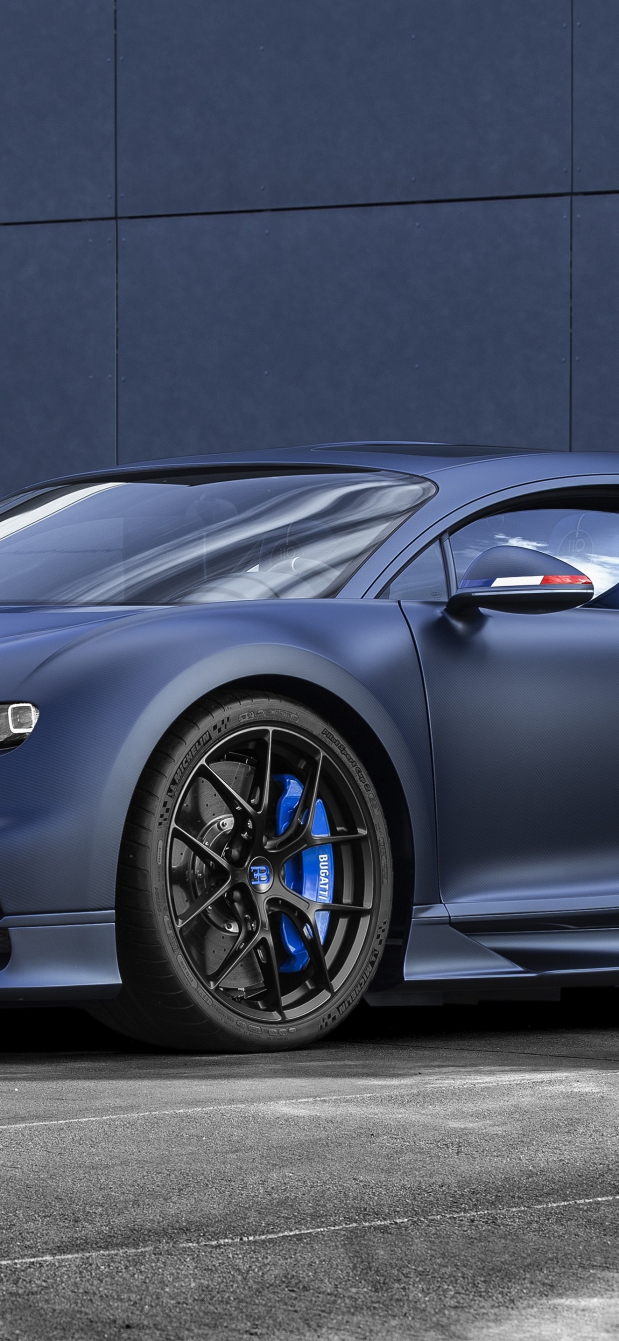 Обои bugatti, Бугатти Диво, спорткар, легковые автомобили, Бугатти вейрон в разрешении 1242x2688