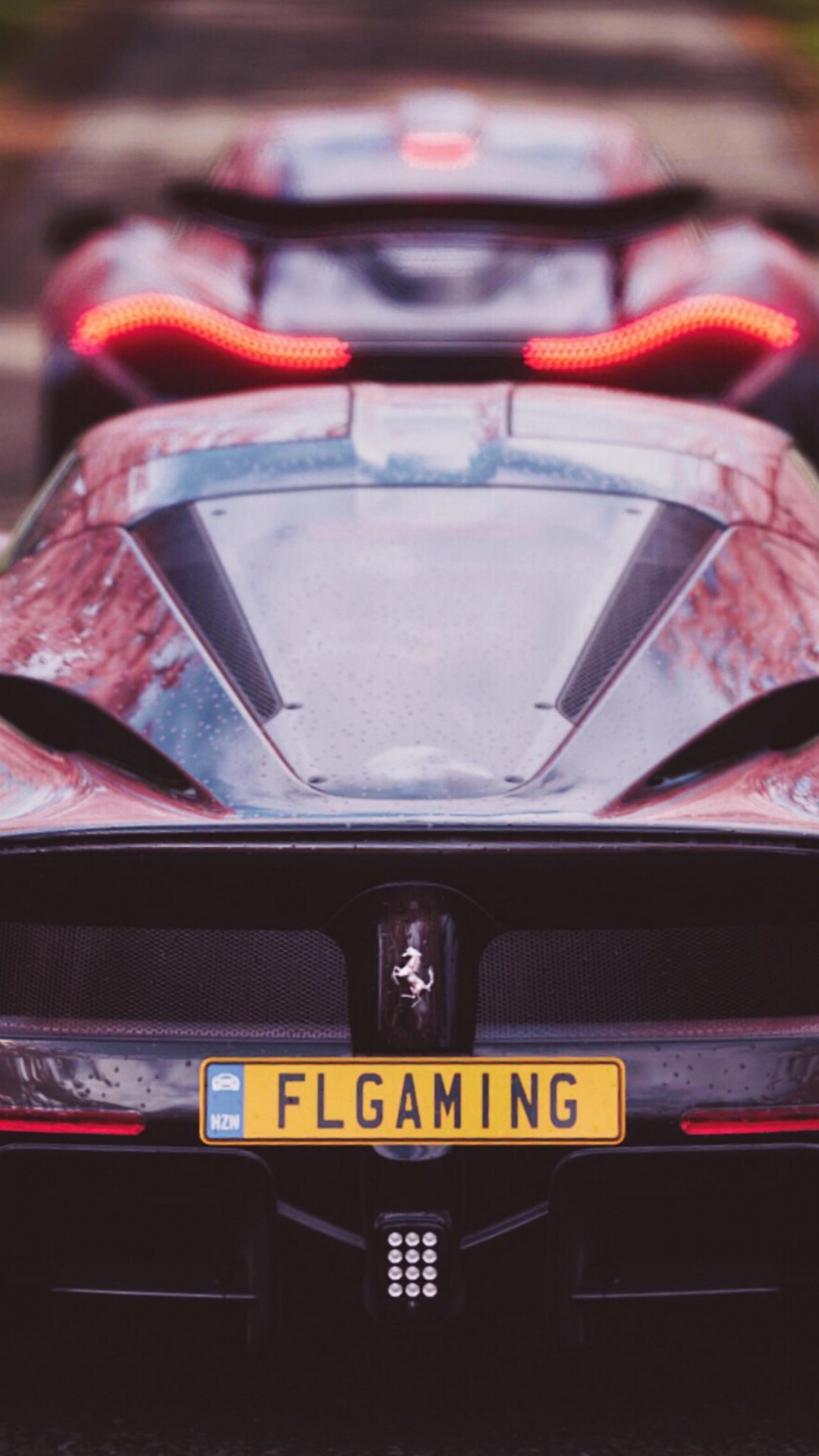 Обои laferrari, гоночный автомобиль, суперкар, авто, кузов купе в разрешении 1080x1920