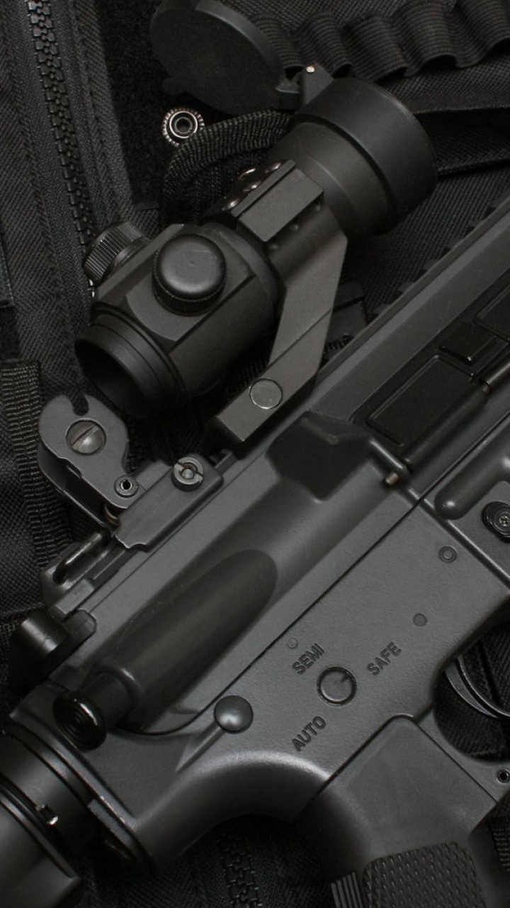 Обои удар, огнестрельное оружие, орудие, триггер, эйрсофт в разрешении 720x1280