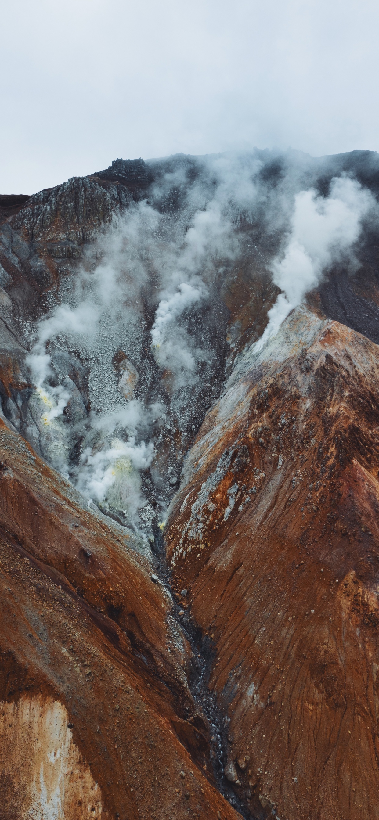 Обои хребет, геология, гора, облако, нагорье в разрешении 1242x2688