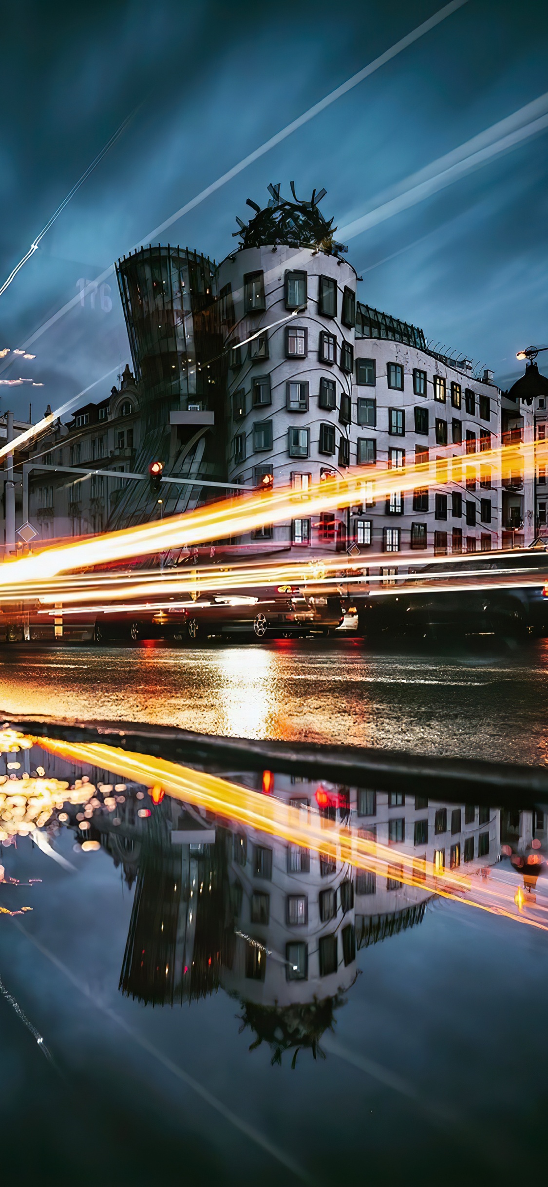 Обои башня, перевозка воды, вода, здание, облако в разрешении 1125x2436