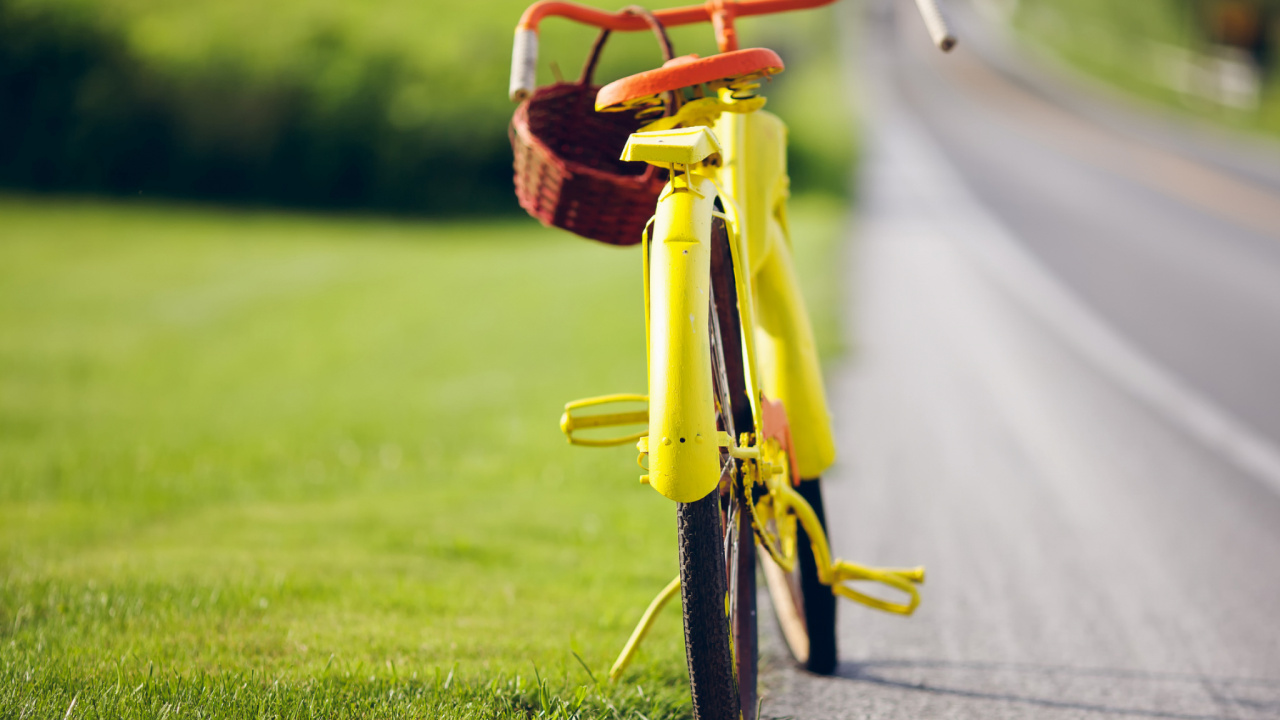 Обои велосипед, Велоспорт, дорожный велосипед, желтый, велосипед аксессуар в разрешении 1280x720