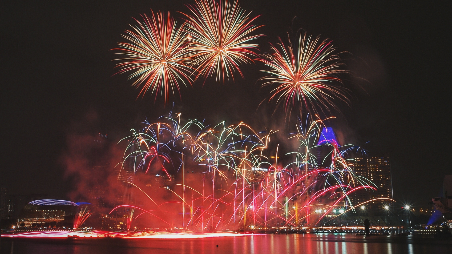 Обои Новый год, салют, ночь, день нового года, полночь в разрешении 1920x1080