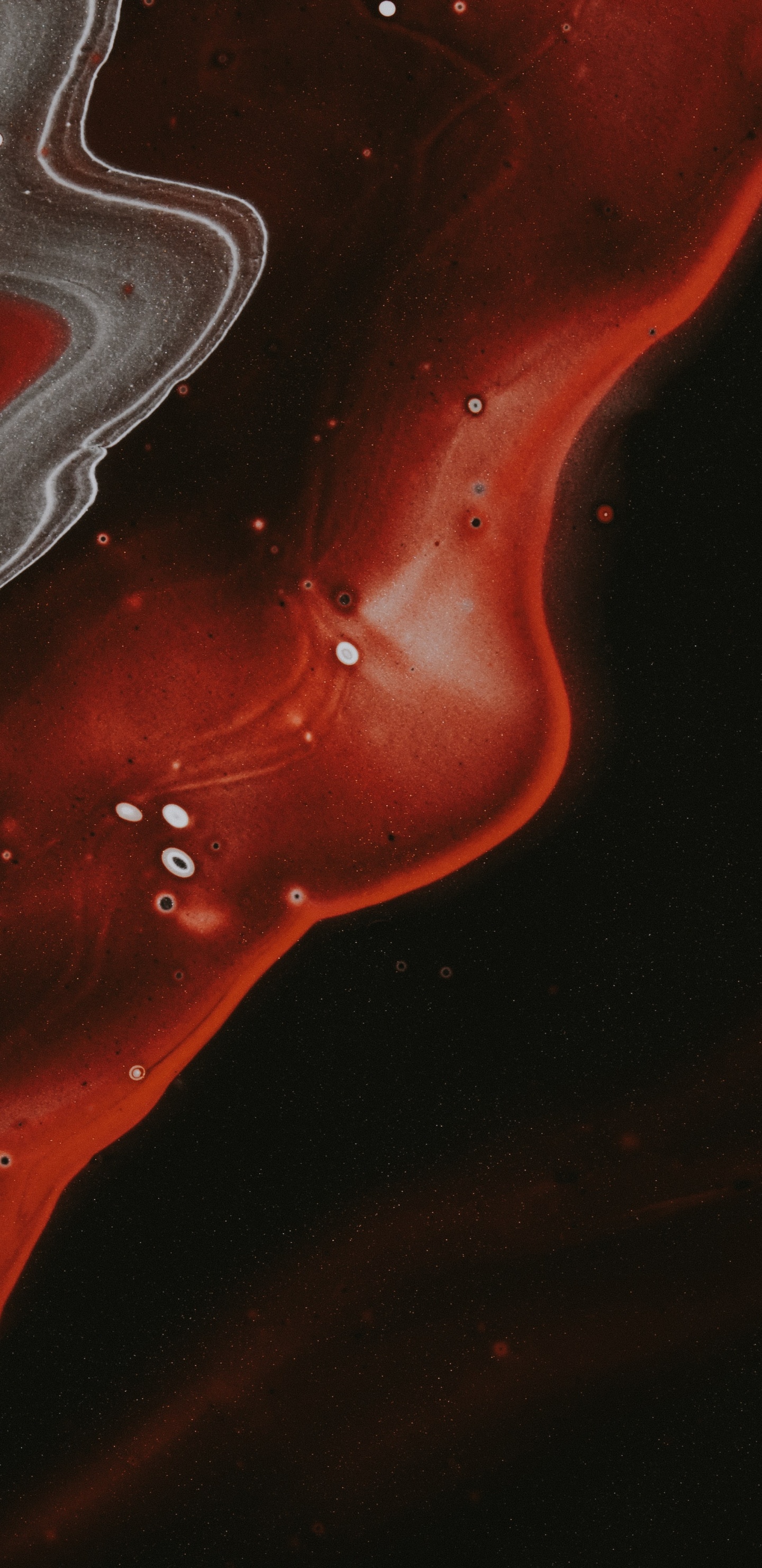 Обои атмосфера, красный белый черный, живопись, вода, жидкий в разрешении 1440x2960