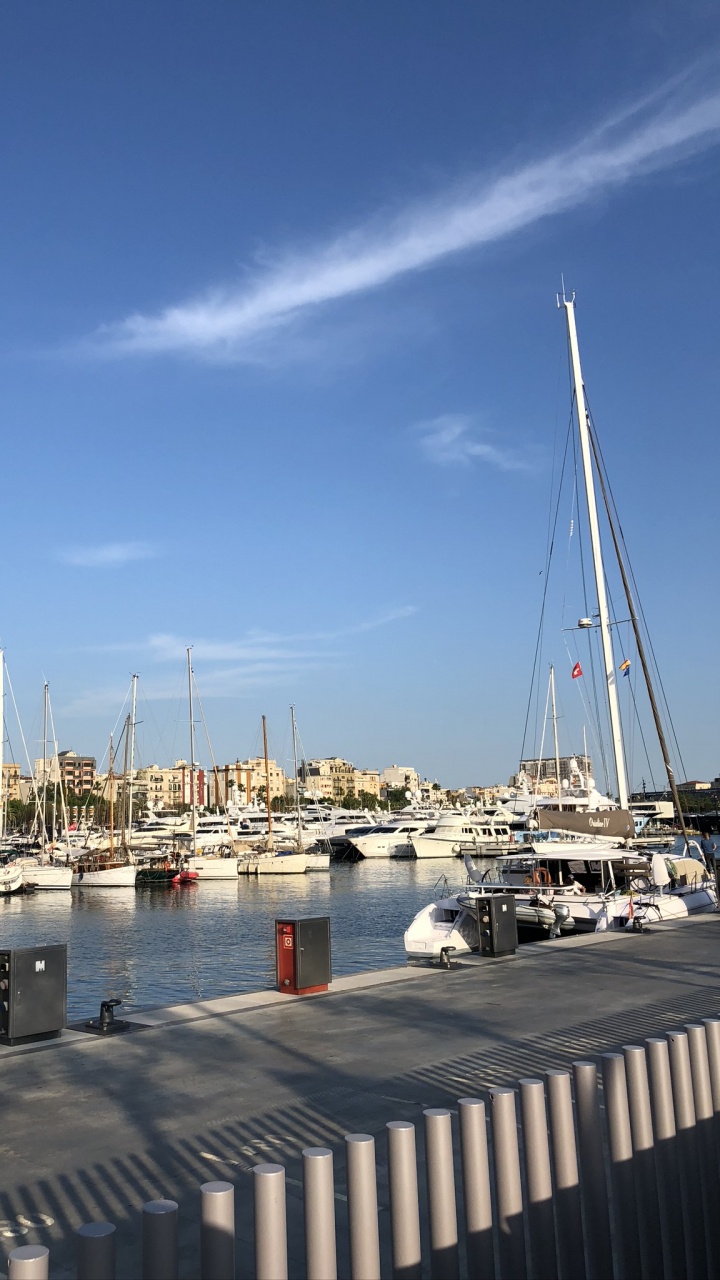 Обои Марина, вода, судно, водный путь, лодка в разрешении 720x1280