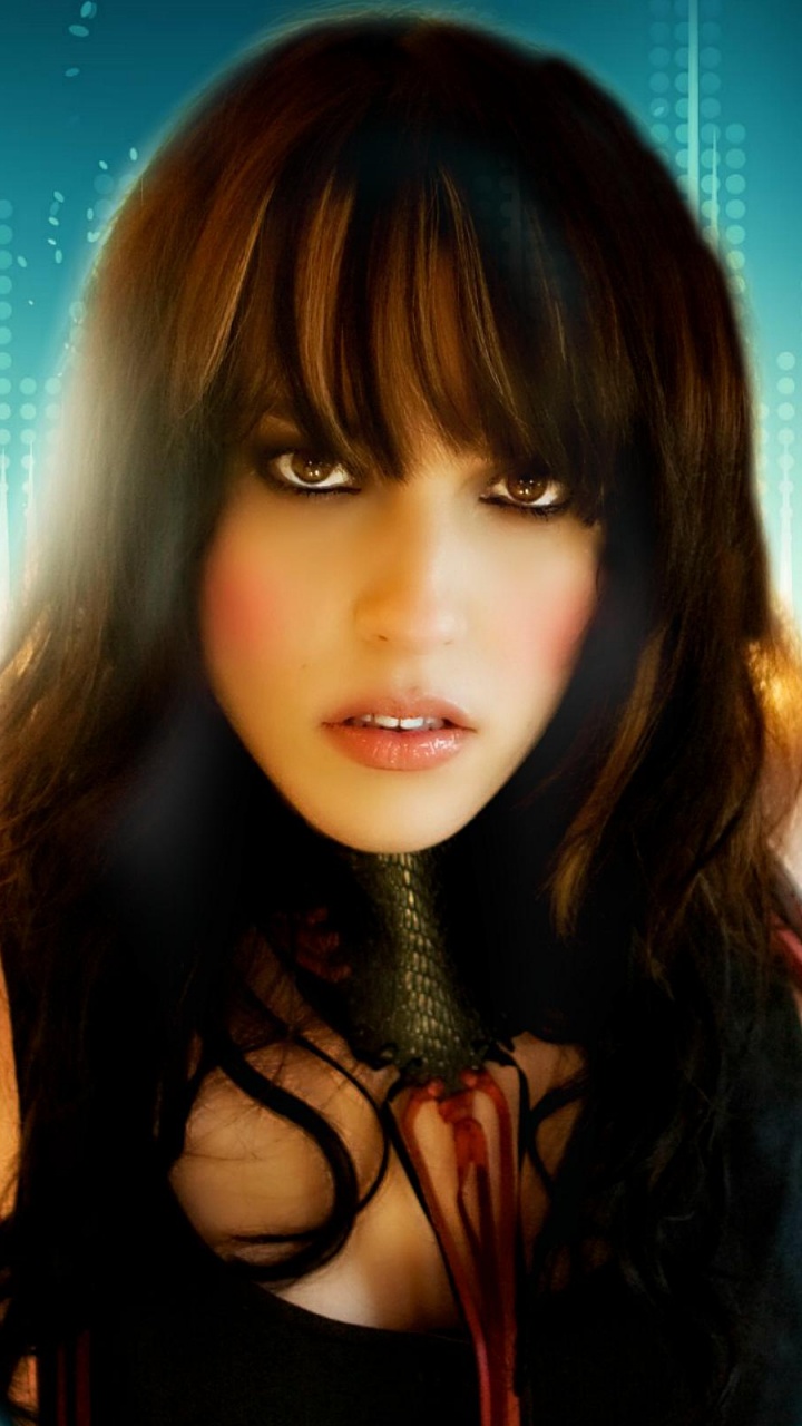 Обои Лиззи Хэйл, Добралась, красота, прическа, длинные волосы в разрешении 720x1280