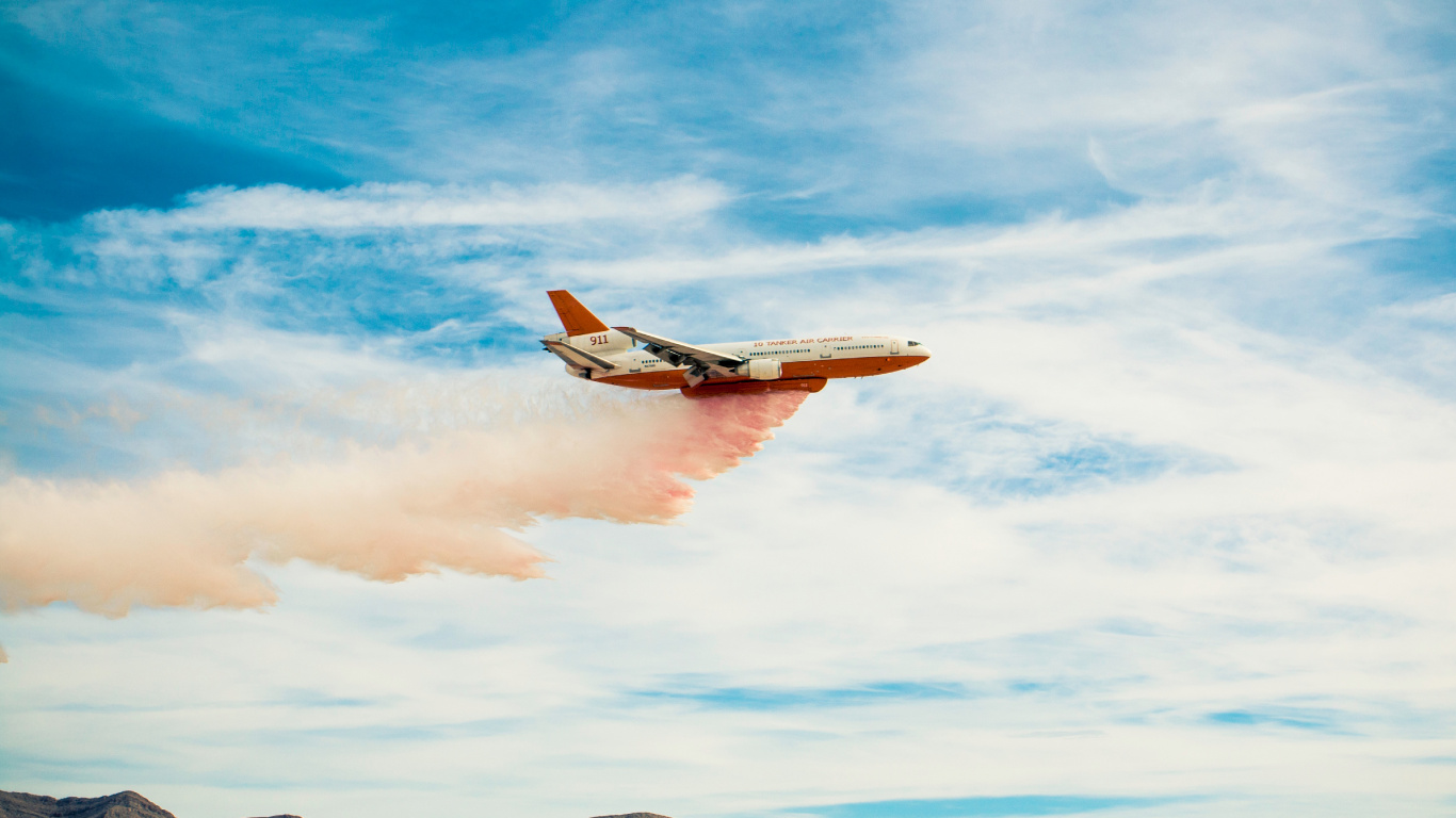 Обои полет, авиация, авиакомпания, облако, облака в разрешении 1366x768