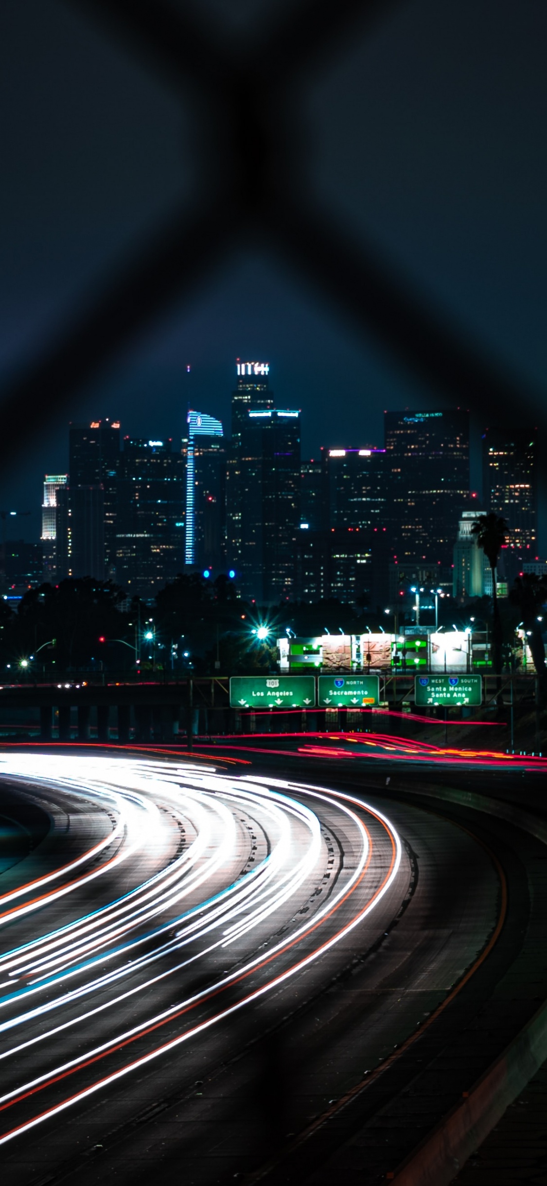 Обои ночь, свет, городской район, город, синий в разрешении 1125x2436