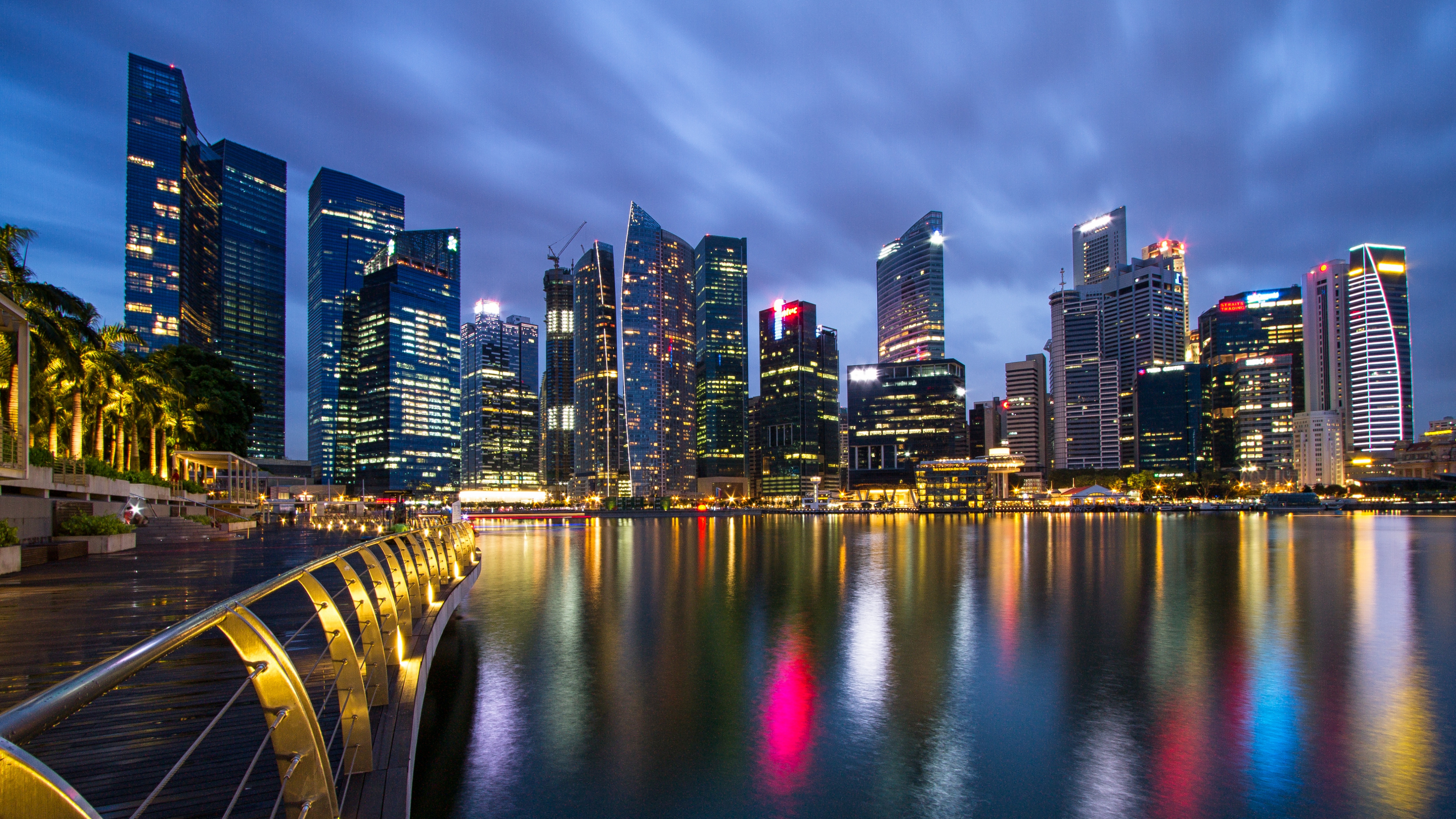 Обои небоскреб, ночь, линия горизонта, городской пейзаж, город в разрешении 3840x2160