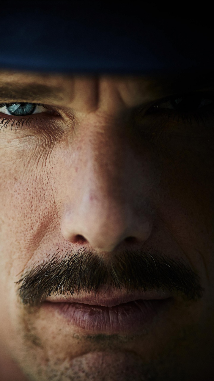 Обои вестерн, кинорежиссер, подбородок, лоб, волосы на лице в разрешении 720x1280