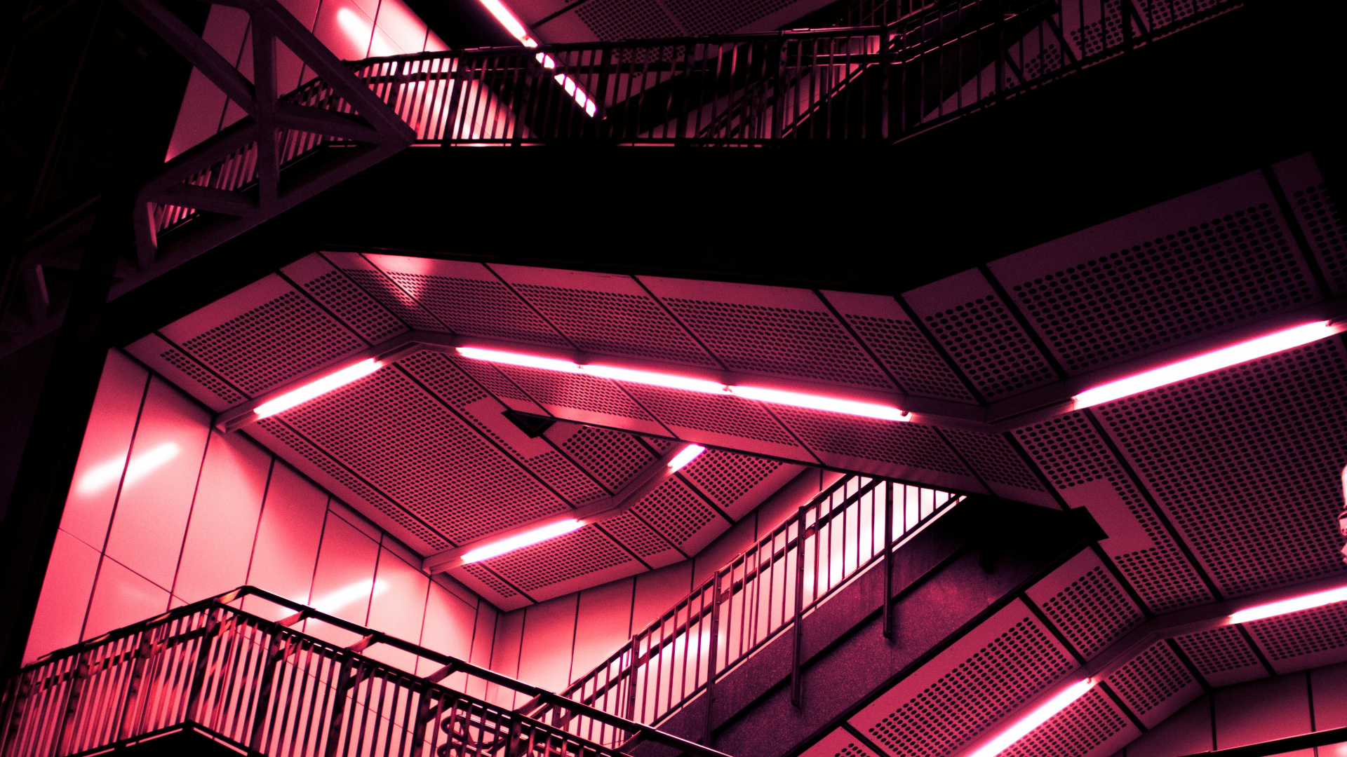 Обои розовый, красный цвет, пурпур, свет, архитектура в разрешении 1920x1080