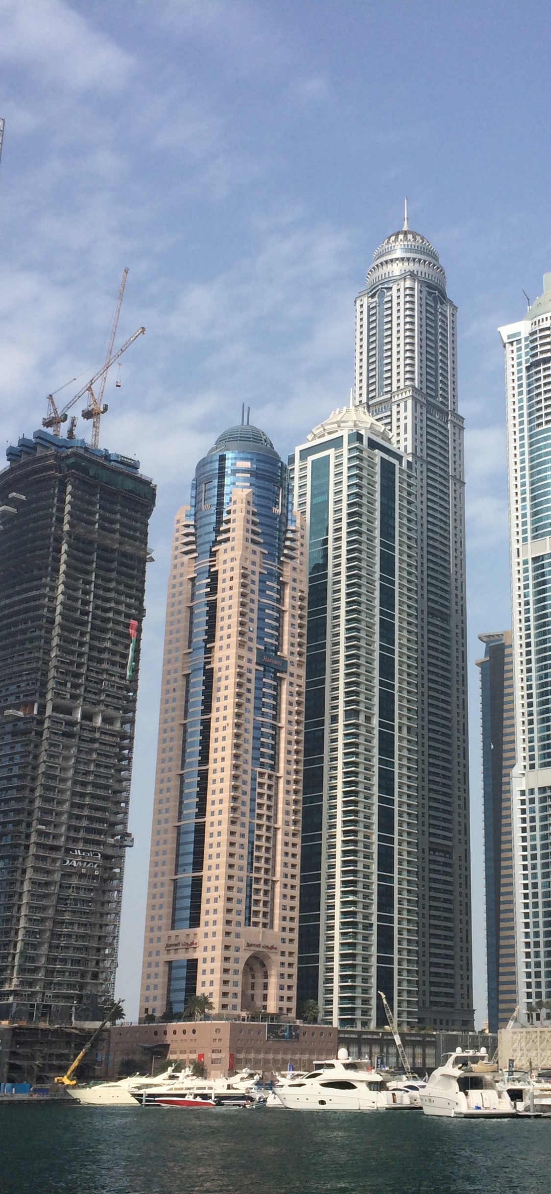 Обои Дубай, Майами, небоскреб, башня, город в разрешении 1125x2436