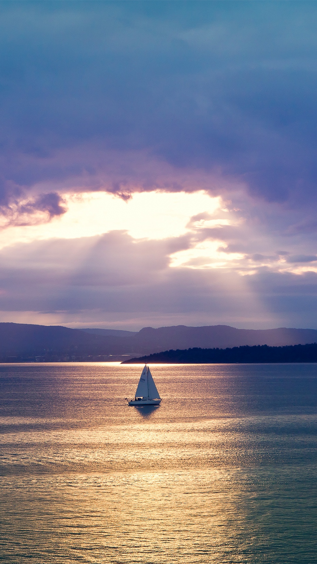 Обои спокойная атмосфера, облако, вода, гидроресурсы, атмосфера в разрешении 1080x1920