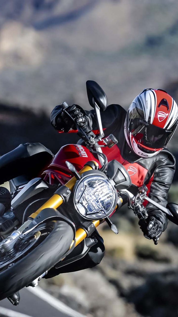 Обои ducati, мотоцикл, мотоспорт, супермото, гонки на мотоциклах в разрешении 720x1280