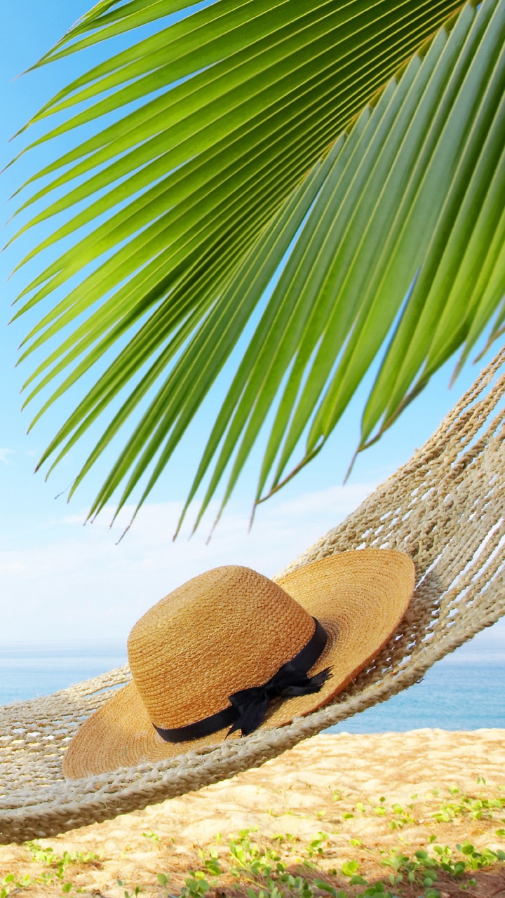 Обои отпуск, пляж, лето, гамак, дерево в разрешении 720x1280