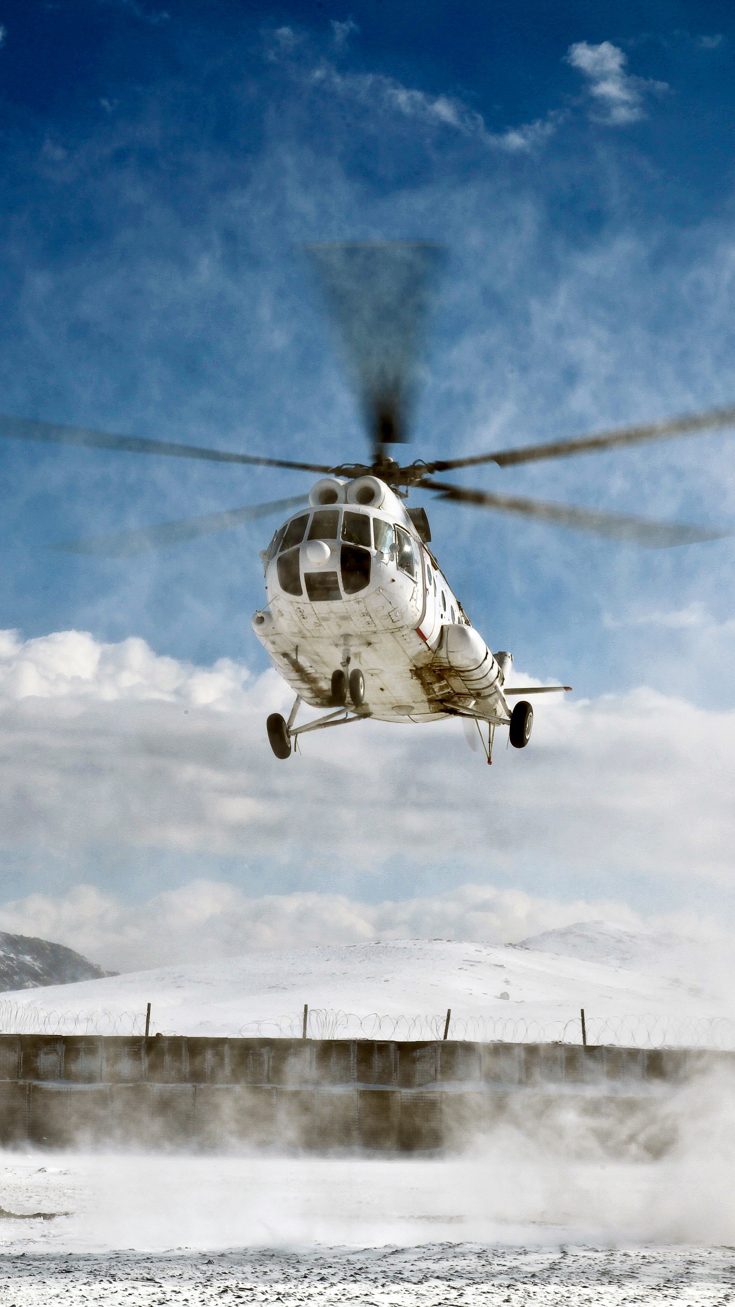 Обои вертолет, винтокрыл, винтокрылая машина, самолеты, военный вертолет в разрешении 1440x2560