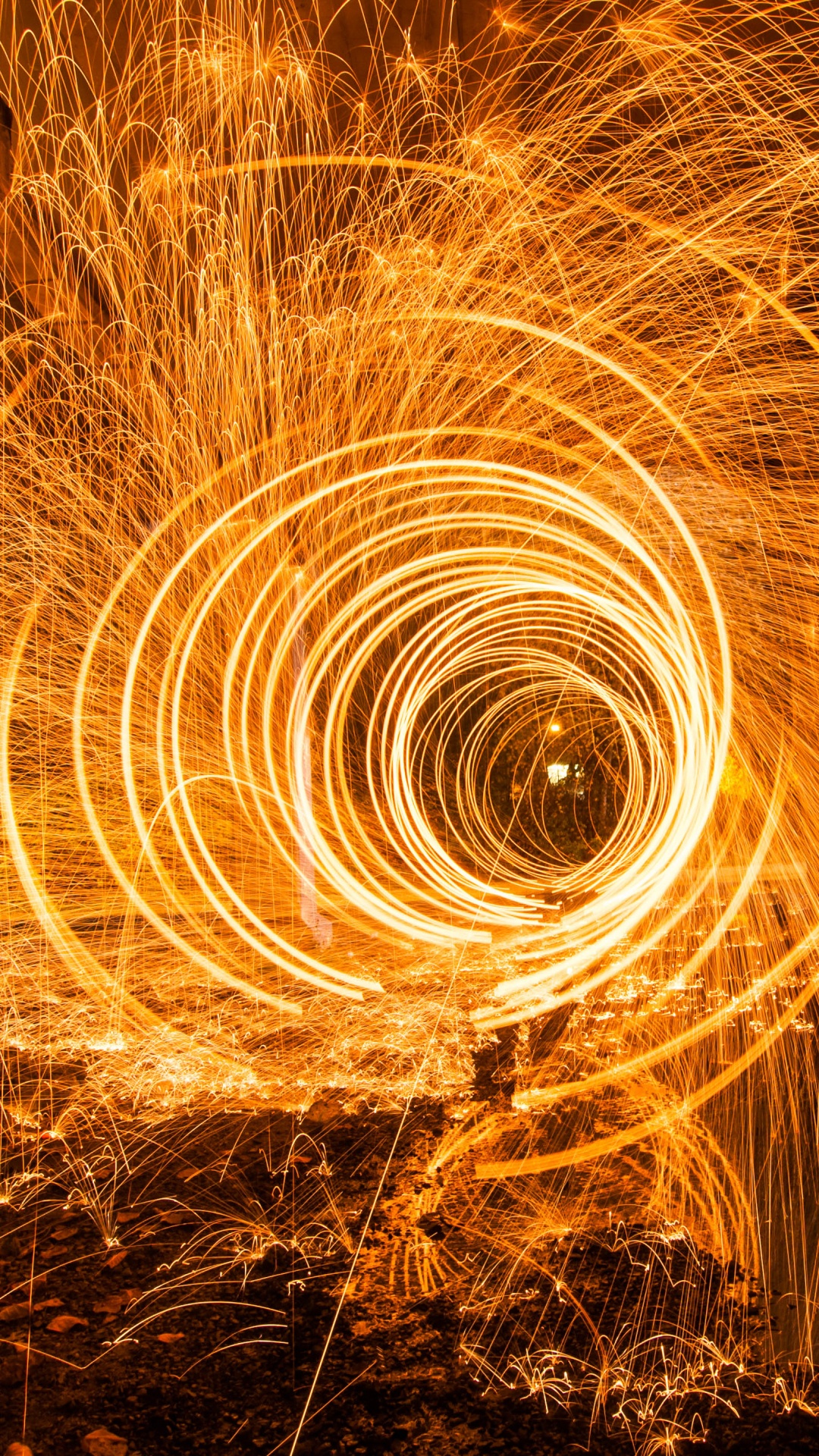 Обои Светопись, мрак гора евангелие, Янтарь, линия, тепло в разрешении 1080x1920