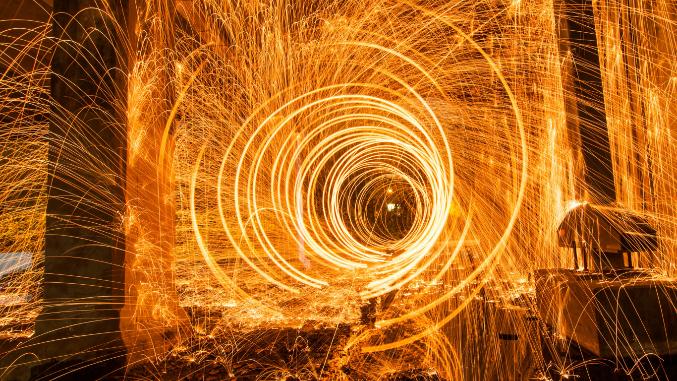 Обои Светопись, мрак гора евангелие, Янтарь, линия, тепло в разрешении 1366x768