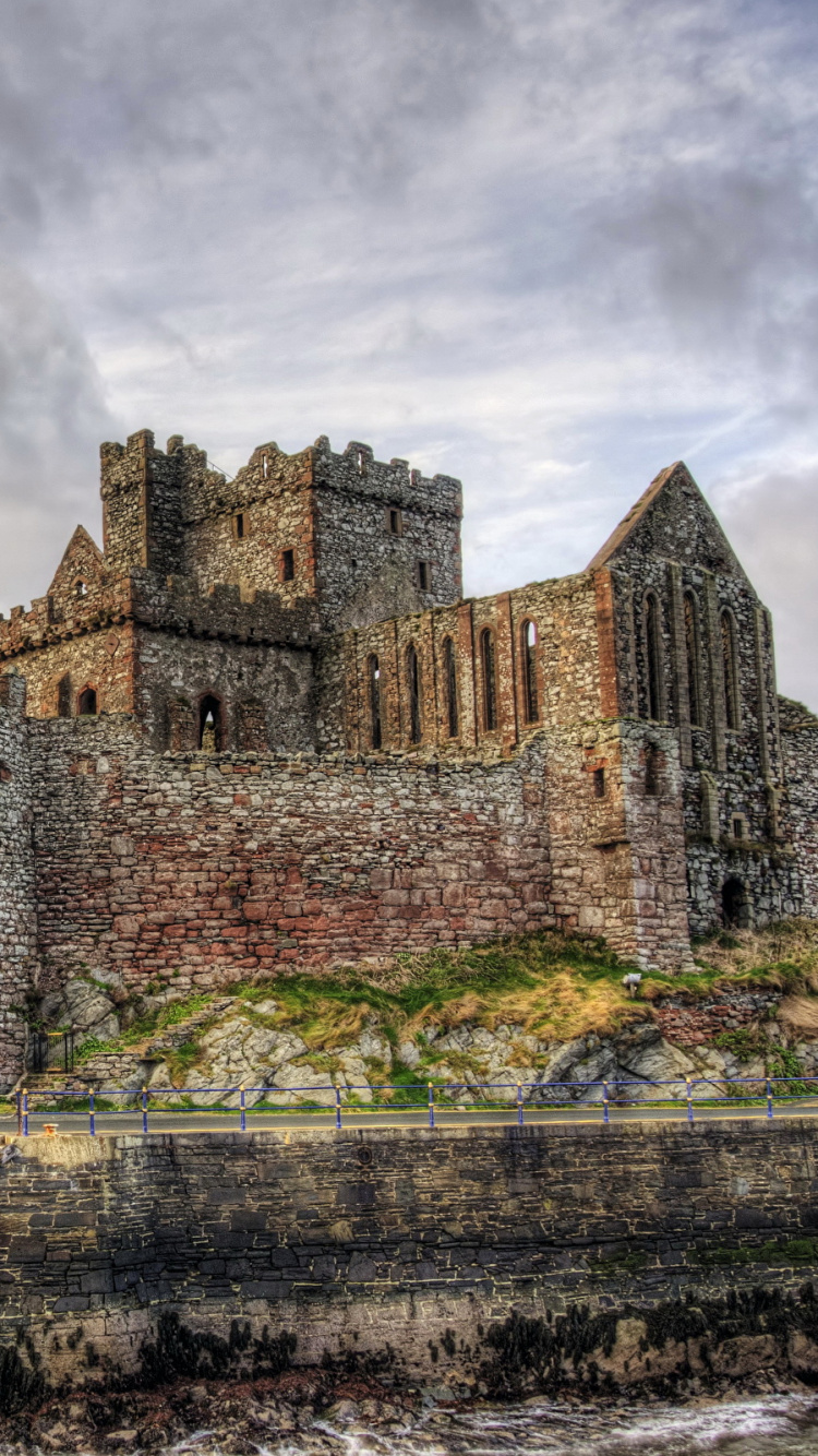 Обои Лупить Замок, замок, развалины, фортификация, здание в разрешении 750x1334