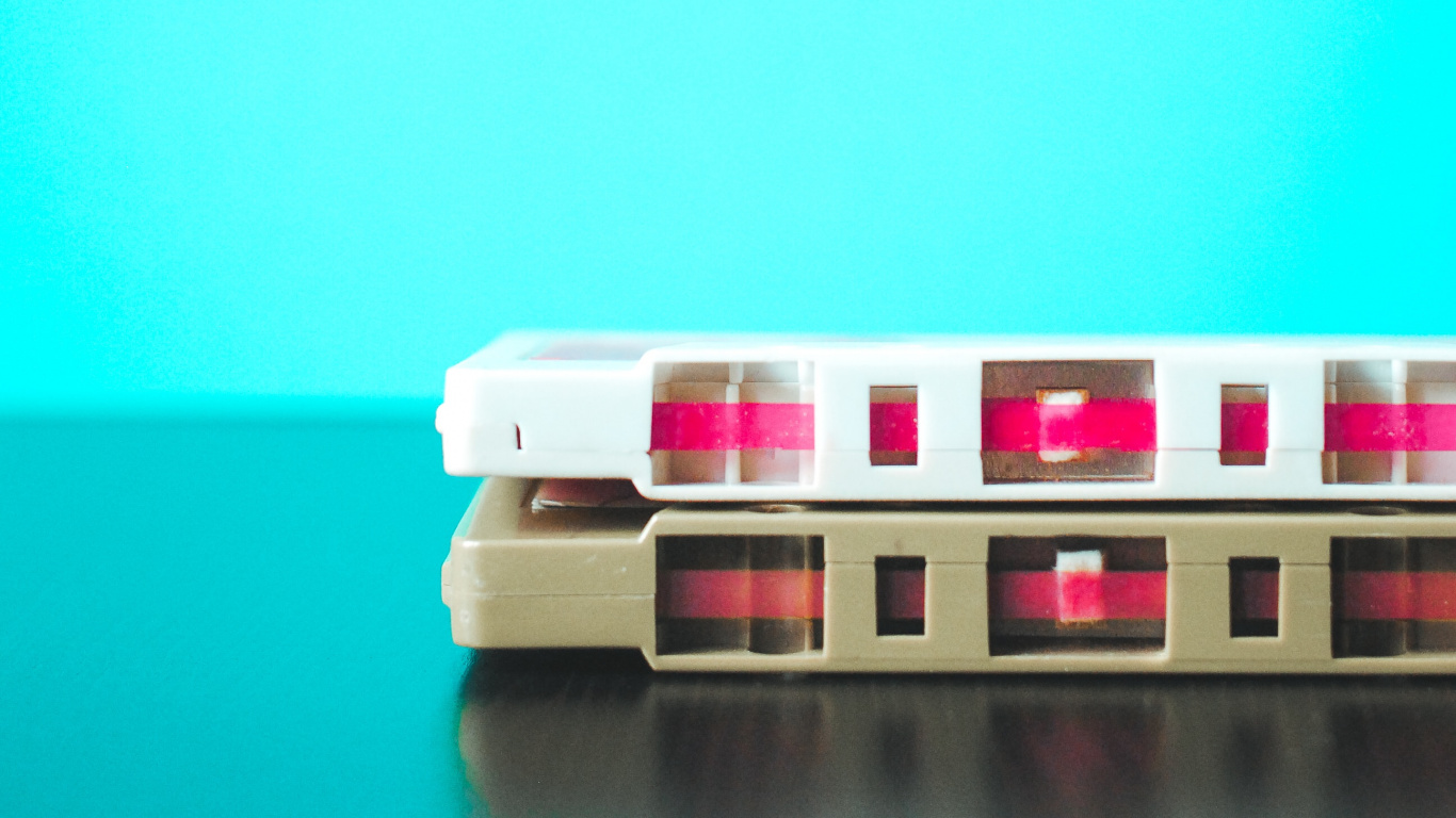 Обои зеленый, красный цвет, бирюза, синий, розовый в разрешении 1366x768