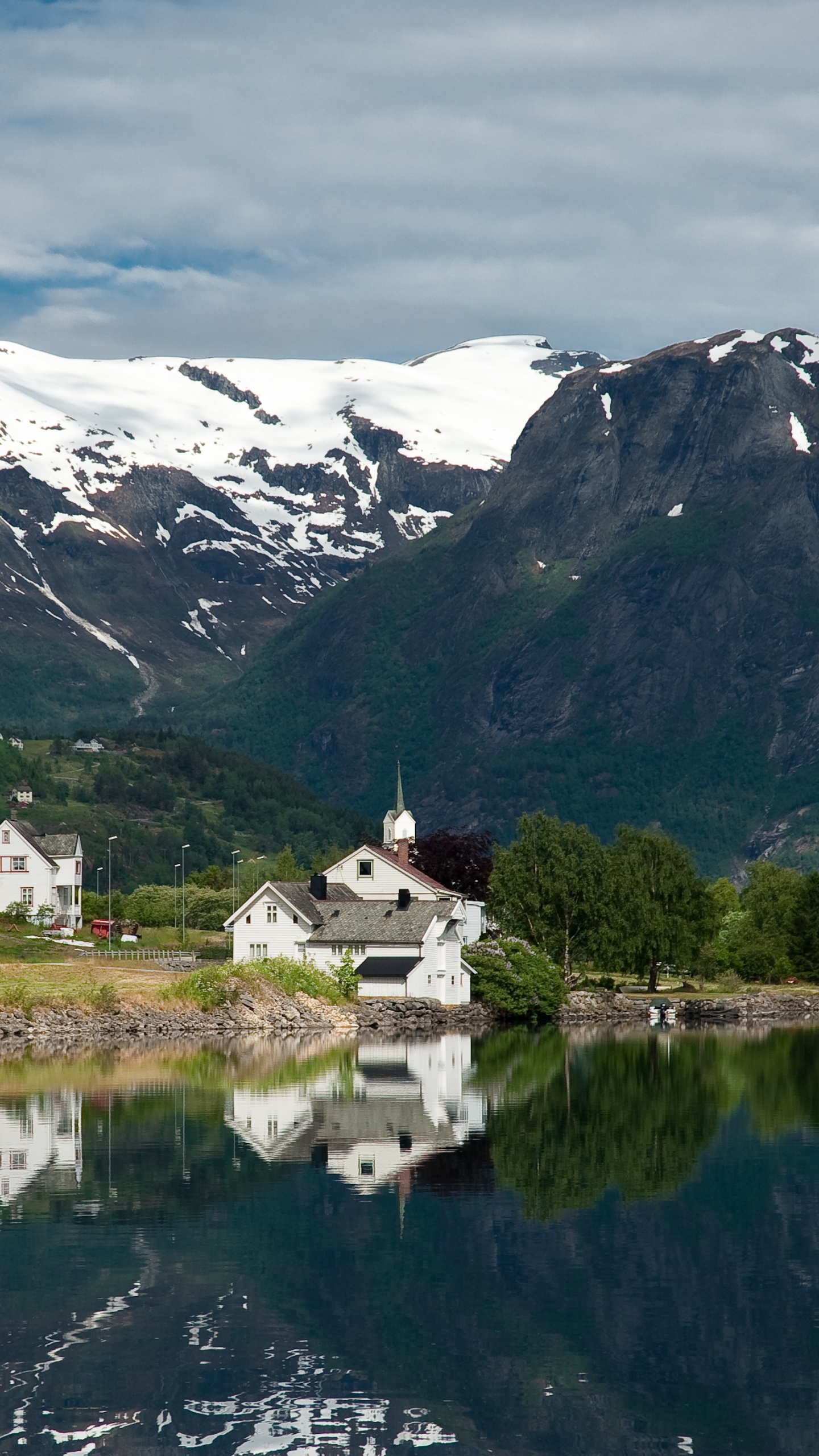 Обои Норвегия, фьорд, горный рельеф, гора, горный хребет в разрешении 1440x2560