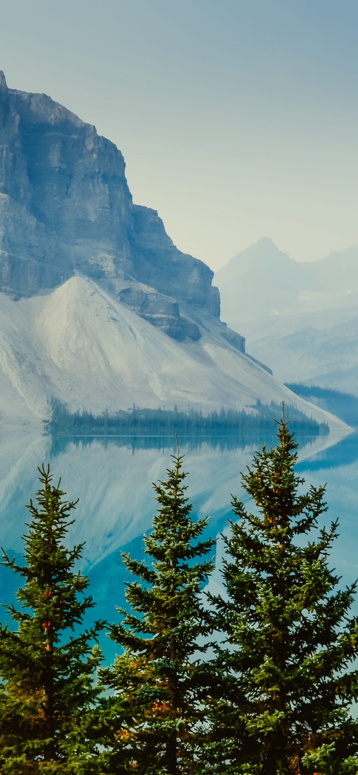 Обои лук озеро, горный рельеф, гора, природа, горный хребет в разрешении 1242x2688