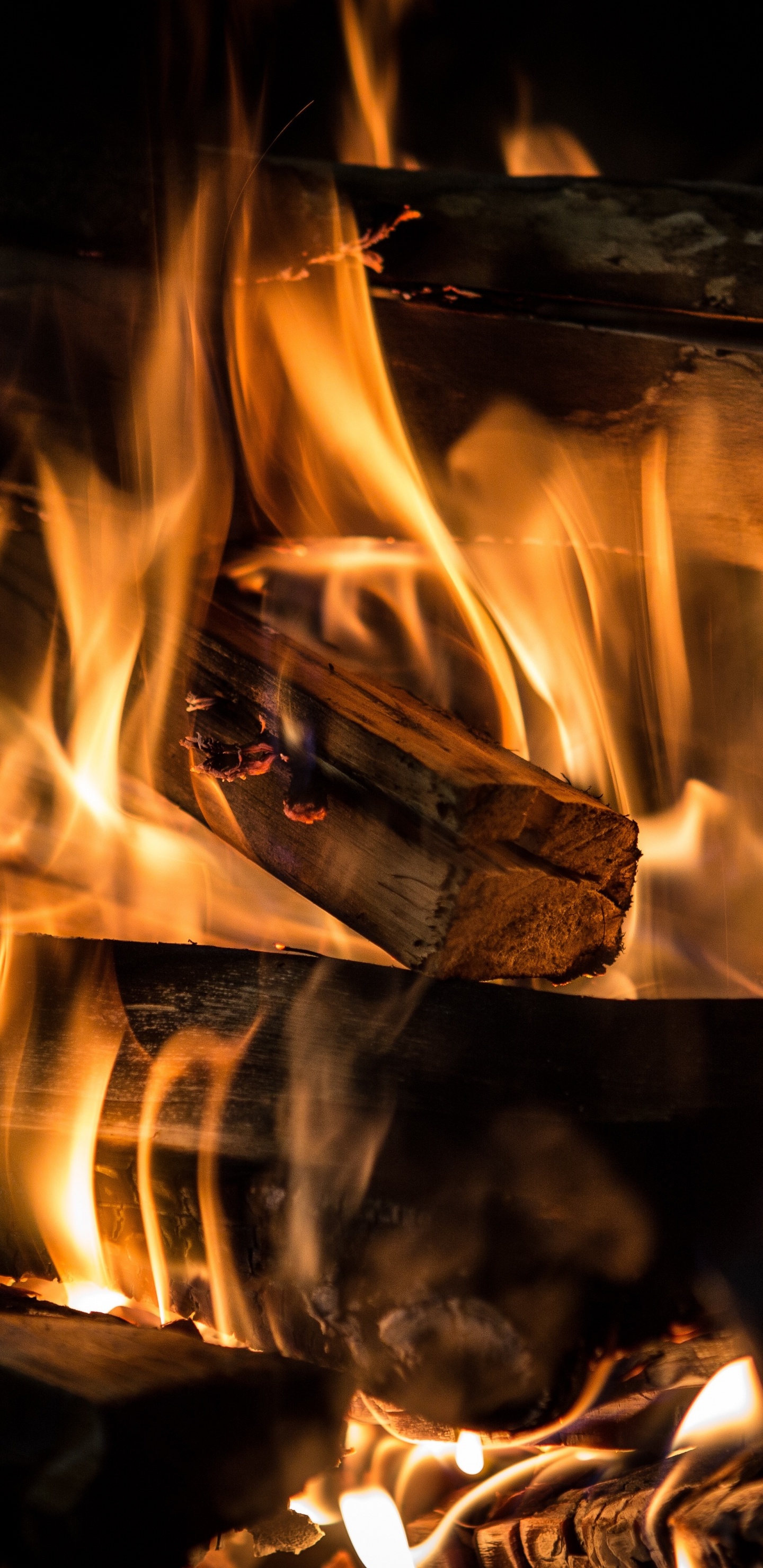 Обои камин, огонь, пламя, печь, тепло в разрешении 1440x2960