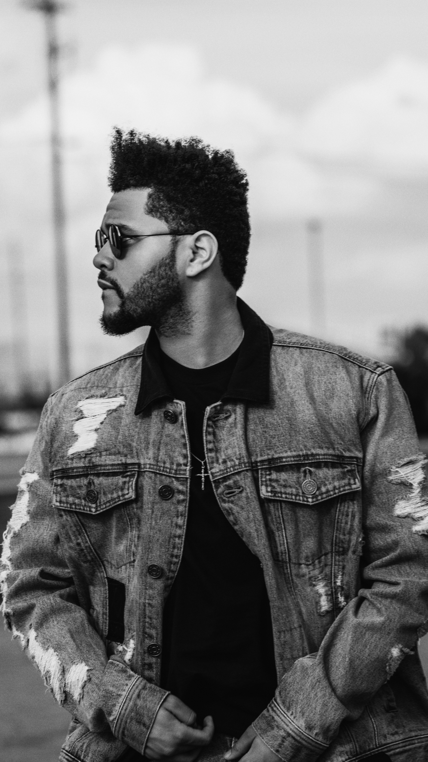 Обои The Weeknd, черный, монохромный, городской район, снимок в разрешении 1440x2560