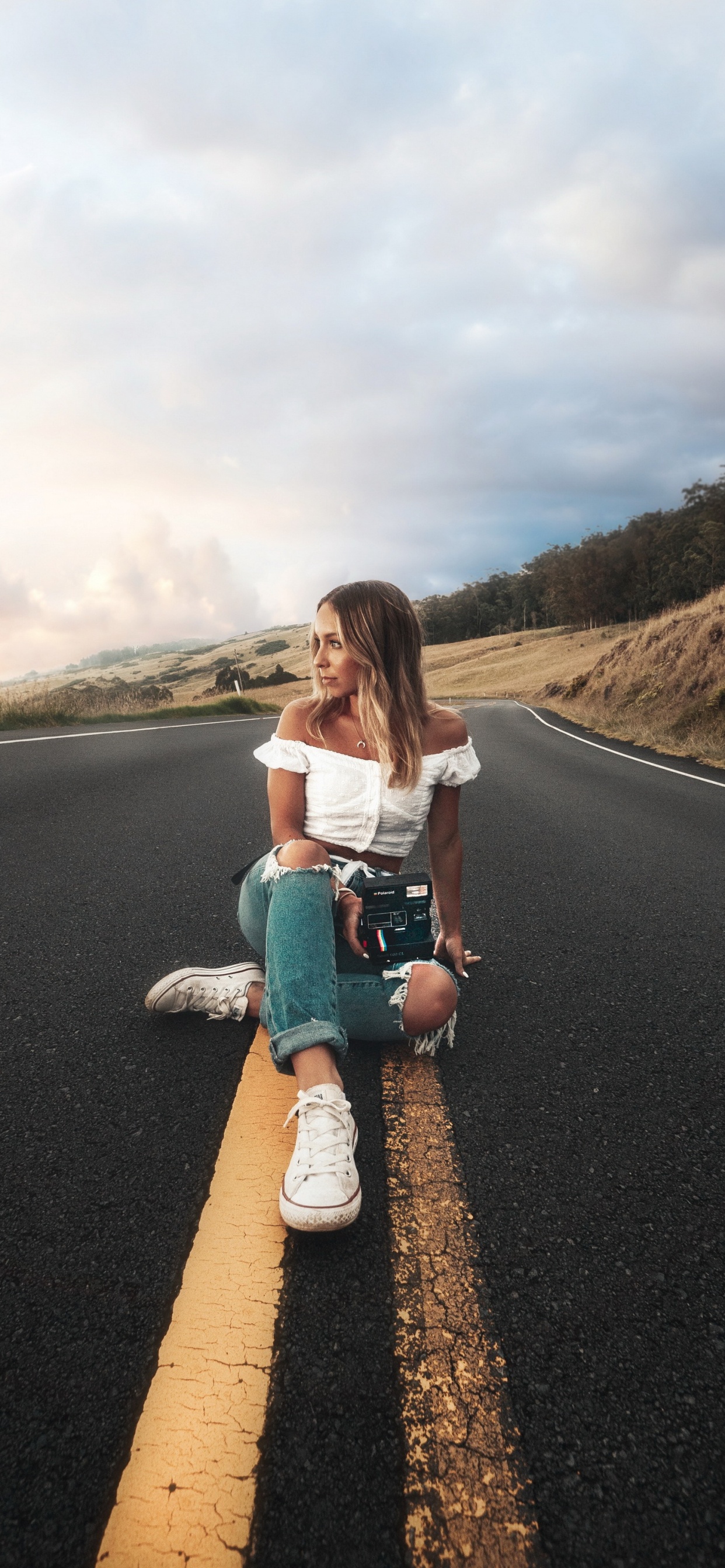 Обои шаг нет, облако, растение, человеческое тело, Люди в природе в разрешении 1242x2688