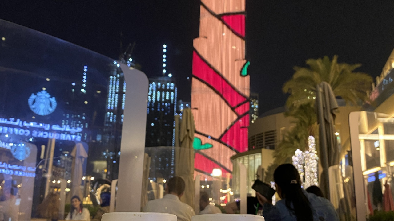 Обои Дубай, Бурдж Халифа, старбакс, логотип starbucks 2011, вышка в разрешении 1280x720