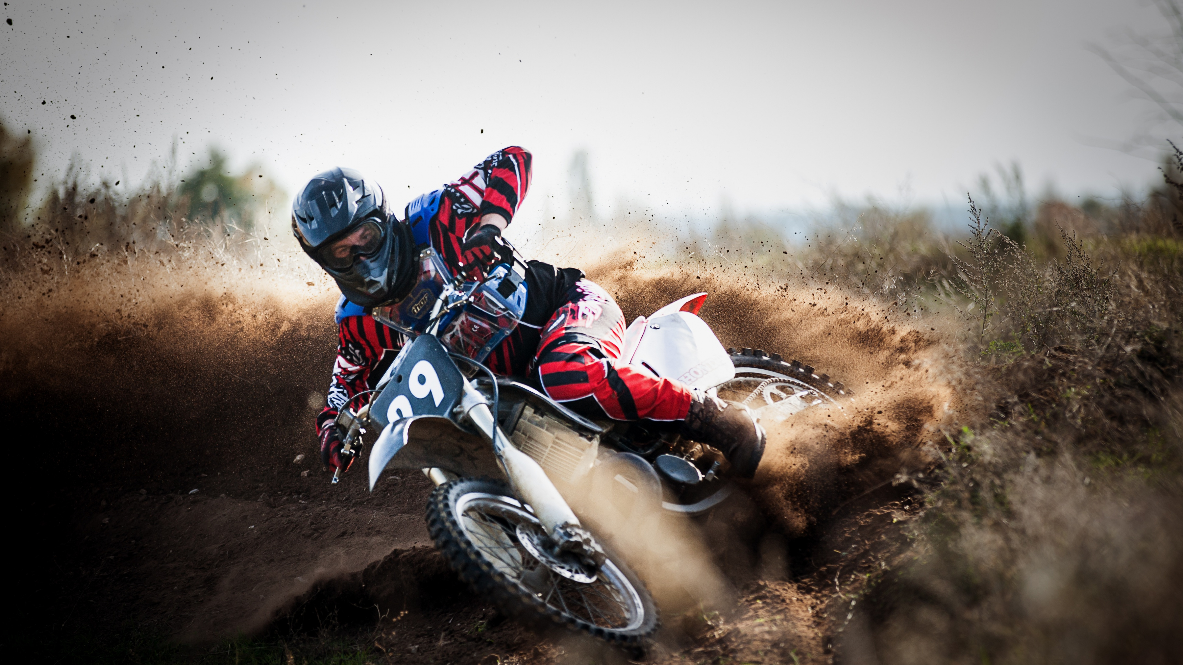 Обои мотокросс, мотоцикл, гоночный, гонки на мотоциклах, Фристайл мотокросс в разрешении 3840x2160