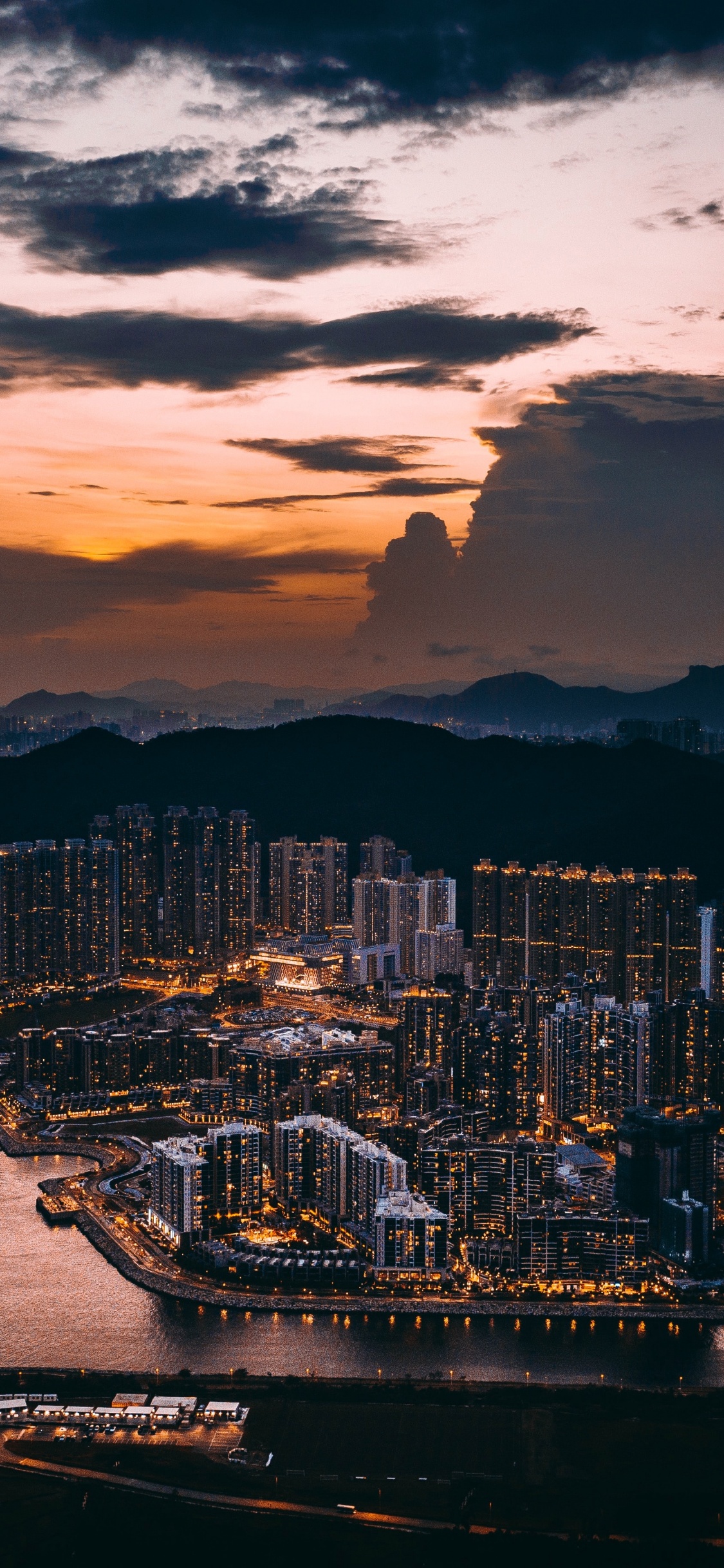 Обои облако, атмосфера, дневное время, вода, природа в разрешении 1125x2436